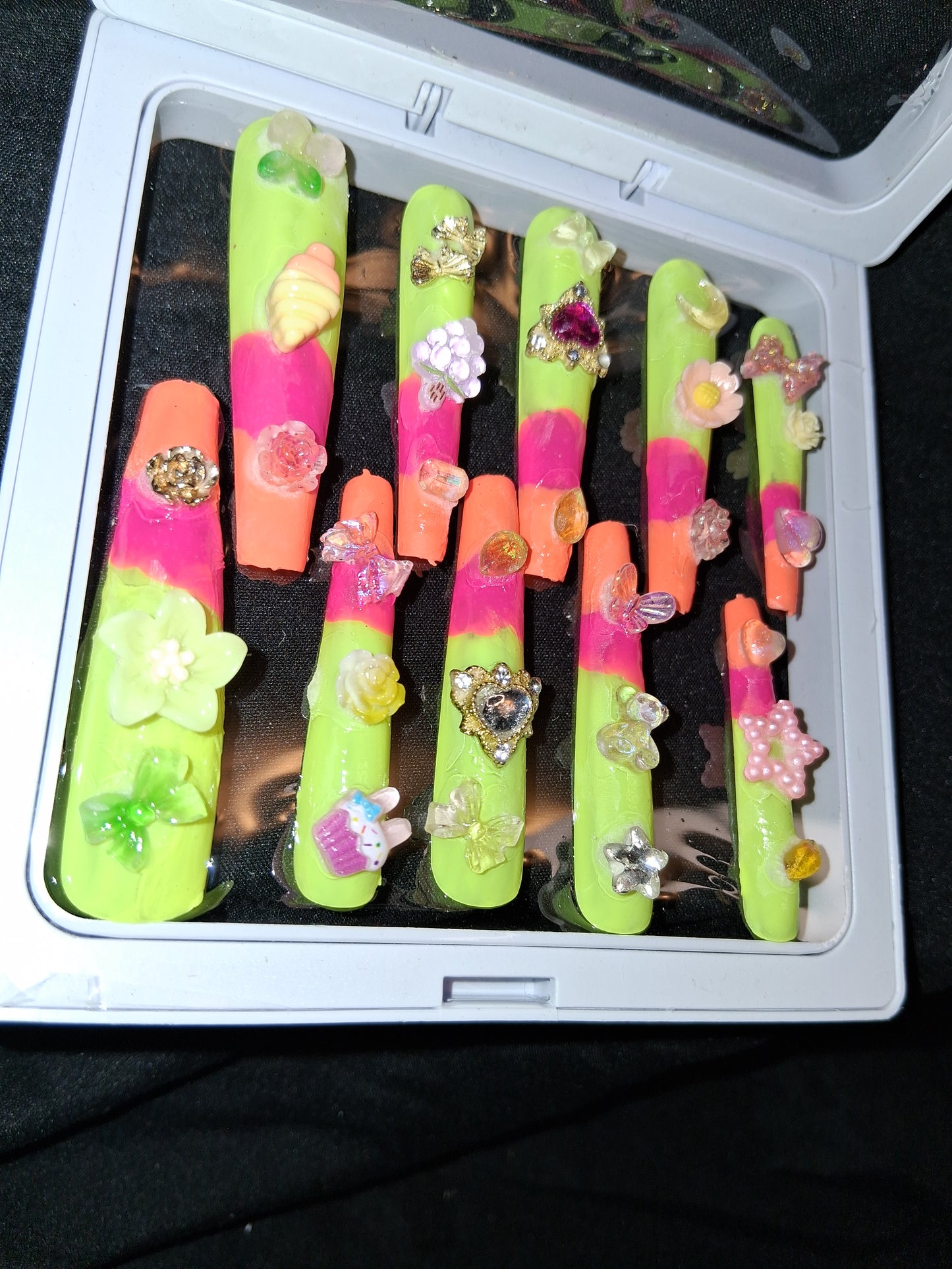 COCOMONEY NAILS CUSTOM 1 OF 1 GLUE ON PRESS ON COMES WITH FREE GIFTS #o85