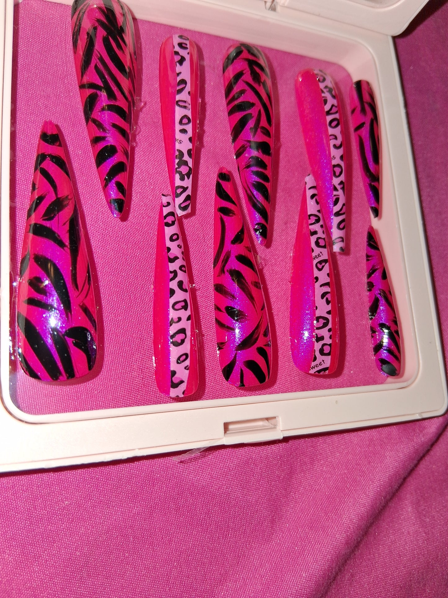 COCOMONEY NAILS CUSTOM 1 OF 1 GLUE ON PRESS ON COMES WITH FREE GIFTS #p50