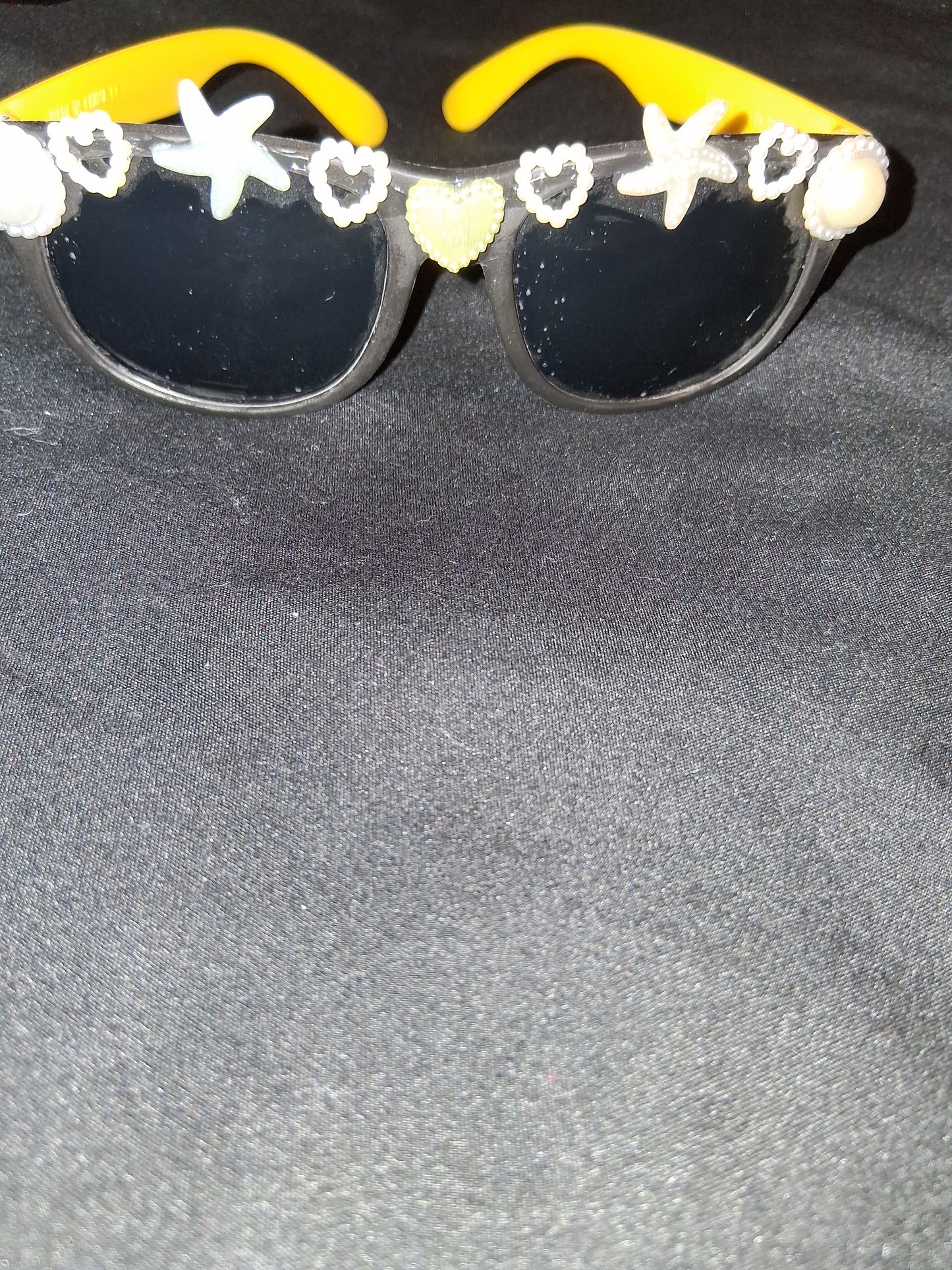 COCOMONEY GLASSES 1 OF A KIND CUSTOM SUN GLASSES PLASTIC πΆ comes with free gifts π