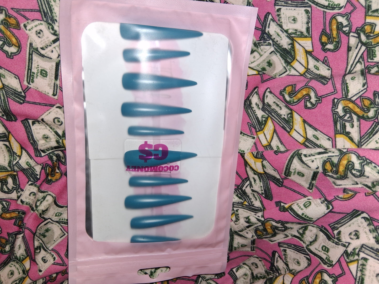COCOMONEY NAILS CUSTOM 1 OF 1 GLUE ON PRESS ON COMES WITH FREE GIFTS #g19
