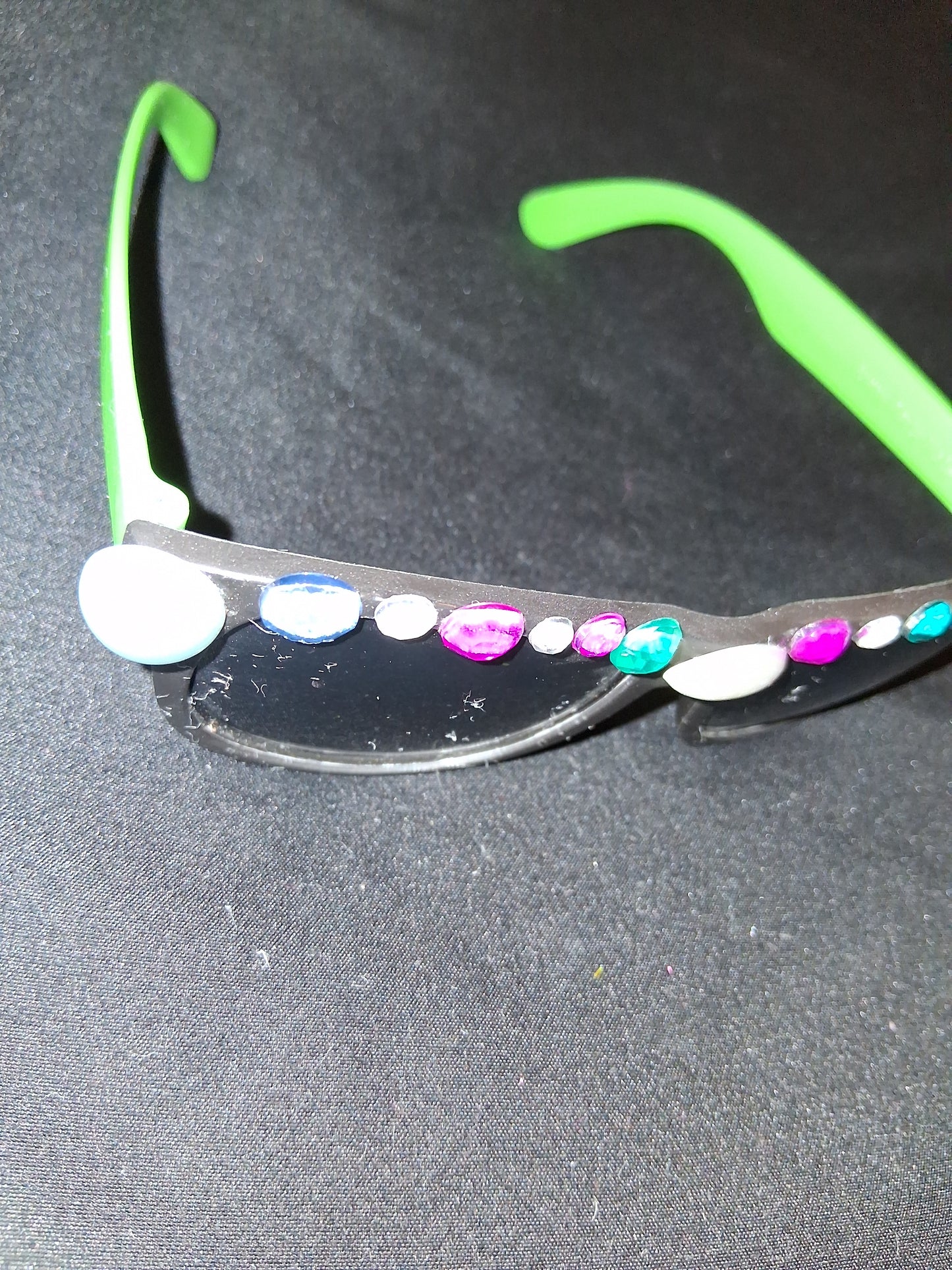COCOMONEY GLASSES 1 OF A KIND CUSTOM SUN GLASSES PLASTIC πΆ comes with free gifts π