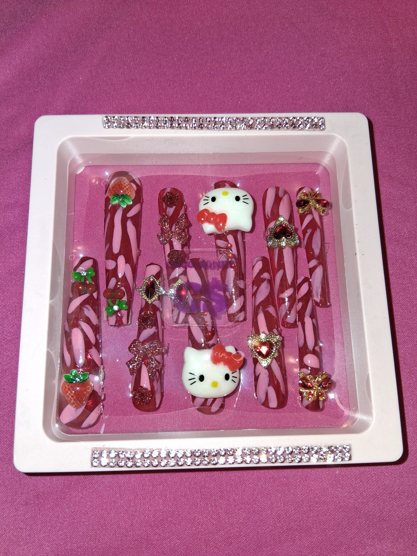 COCOMONEY NAILS CUSTOM 1 OF 1 GLUE ON PRESS ON COMES WITH FREE GIFTS #o24