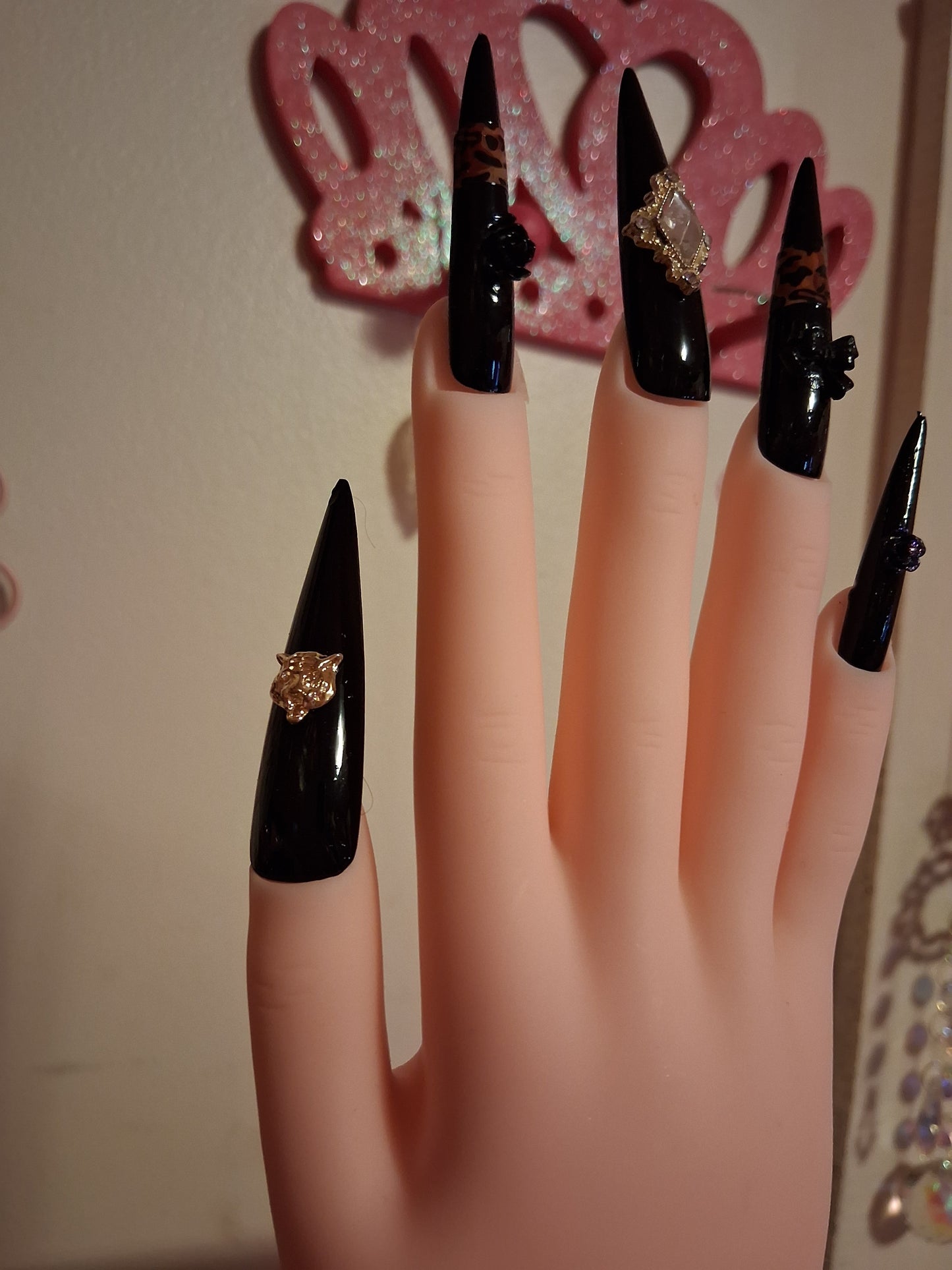 COCOMONEY NAILS CUSTOM 1 OF 1 GLUE ON PRESS ON COMES WITH FREE GIFTS #o93