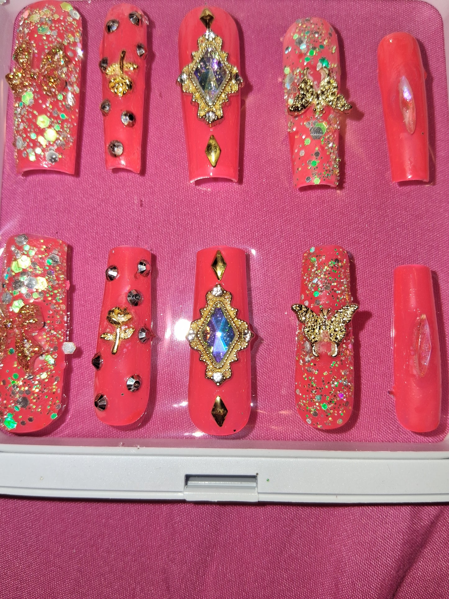 COCOMONEY NAILS CUSTOM 1 OF 1 GLUE ON PRESS ON COMES WITH FREE GIFTS #o3