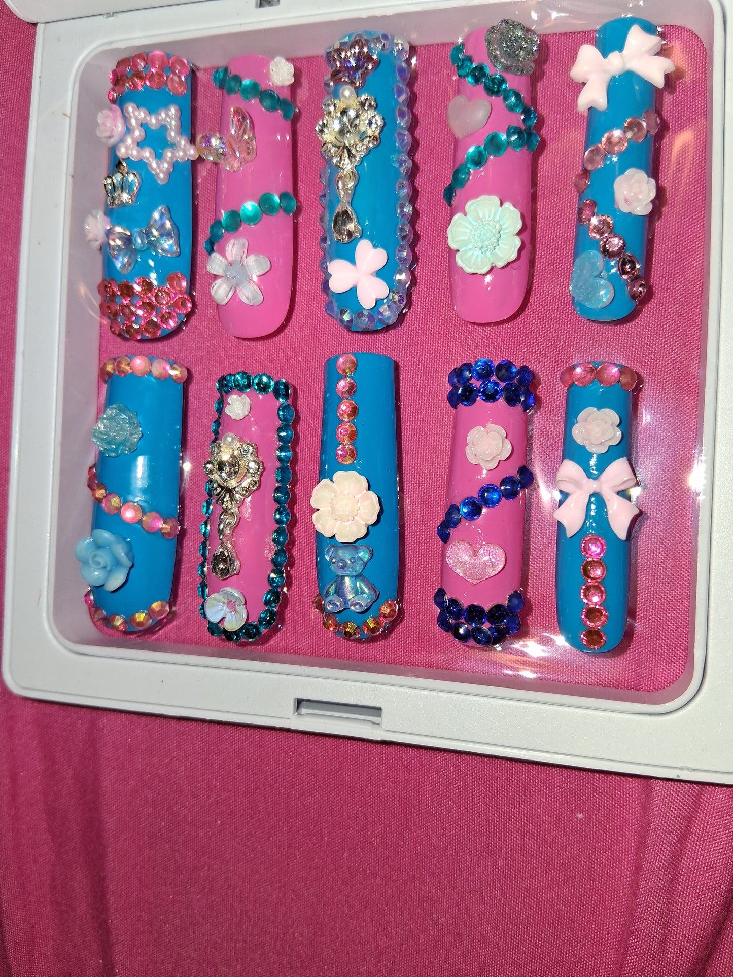 COCOMONEY NAILS CUSTOM 1 OF 1 GLUE ON PRESS ON COMES WITH FREE GIFTS #o23