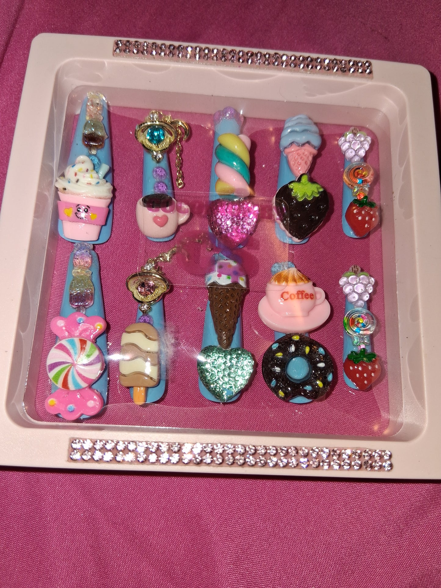 COCOMONEY NAILS CUSTOM 1 OF 1 GLUE ON PRESS ON COMES WITH FREE GIFTS #p4