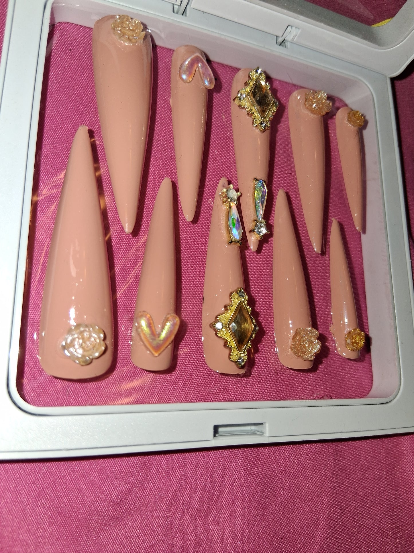 COCOMONEY NAILS CUSTOM 1 OF 1 GLUE ON PRESS ON COMES WITH FREE GIFTS #12