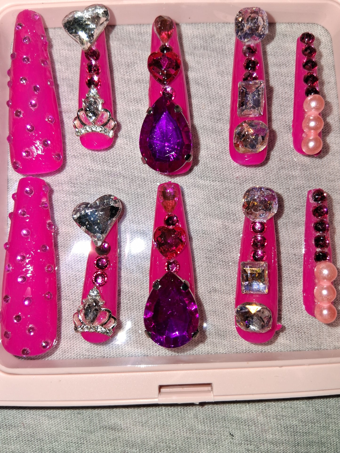 COCOMONEY NAILS CUSTOM 1 OF 1 GLUE ON PRESS ON COMES WITH FREE GIFTS #p70