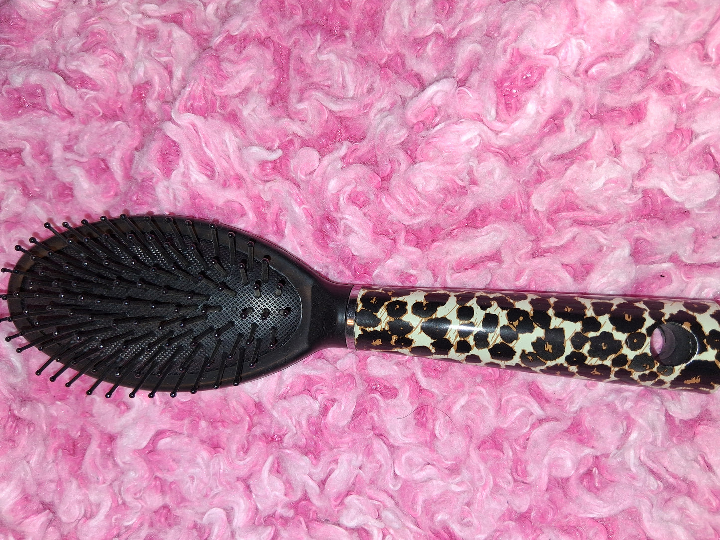 COCOMONEY HAIR BRUSH FULL SIZE PLASTIC with free gift