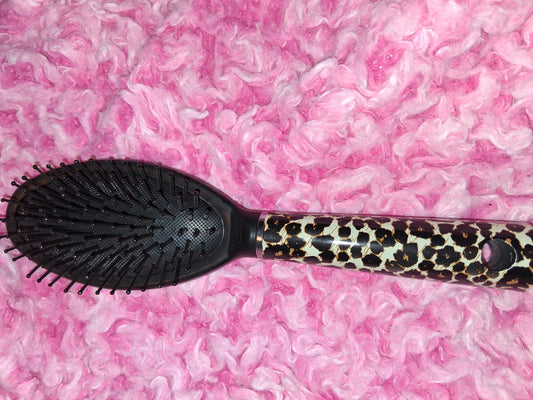 COCOMONEY HAIR BRUSH FULL SIZE PLASTIC with free gift