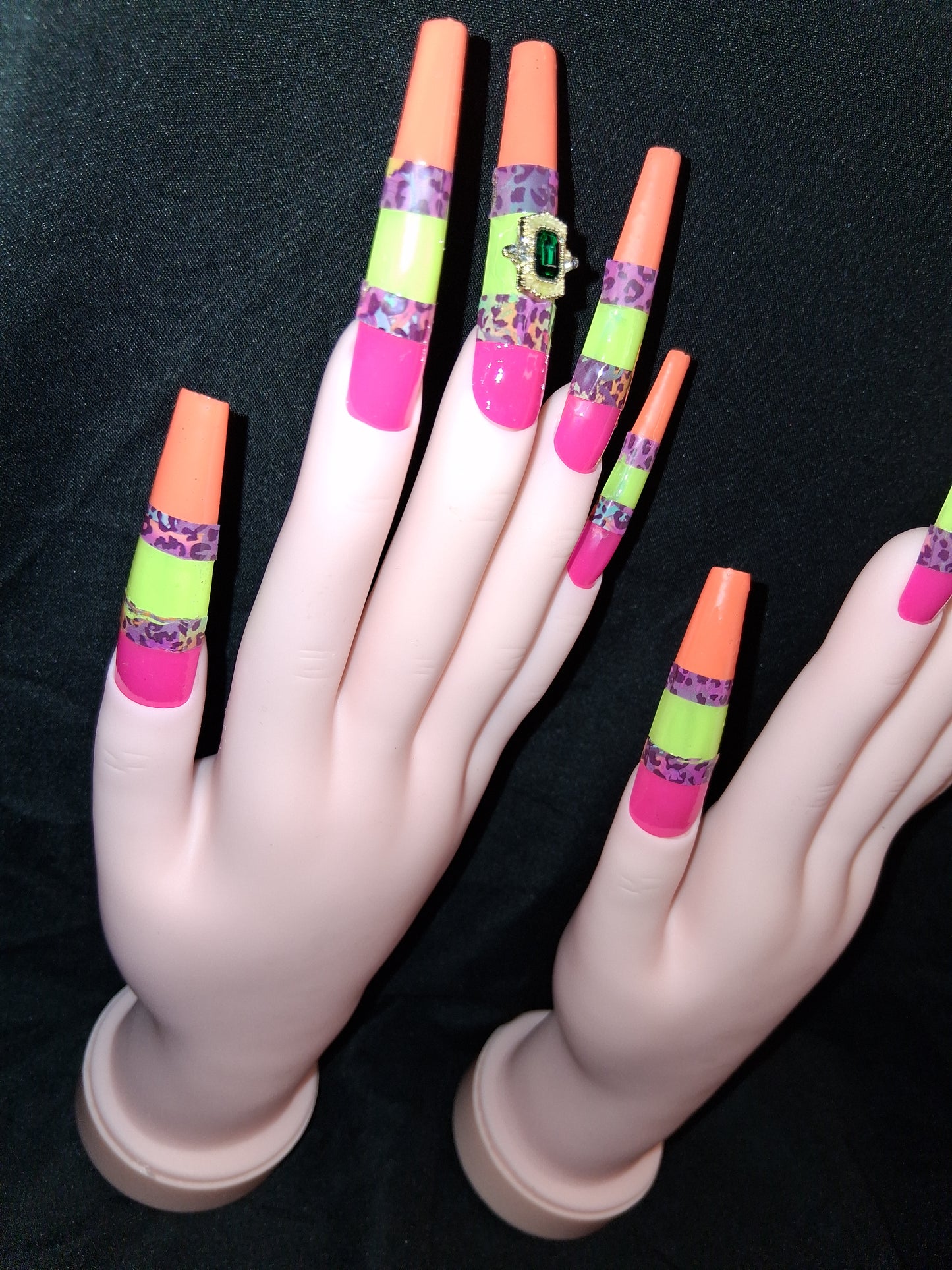 COCOMONEY NAILS CUSTOM 1 OF 1 GLUE ON PRESS ON COMES WITH FREE GIFTS #o74