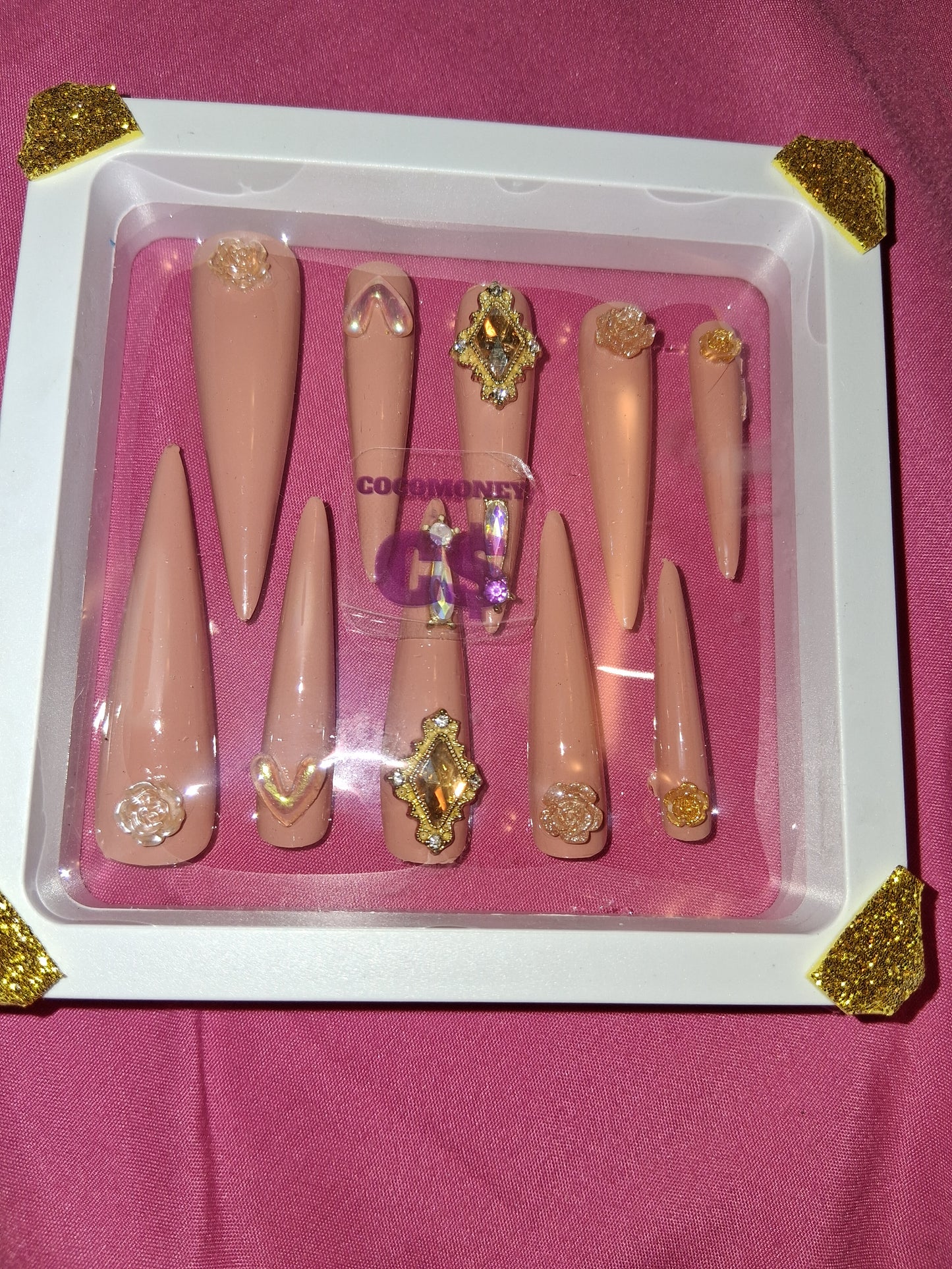 COCOMONEY NAILS CUSTOM 1 OF 1 GLUE ON PRESS ON COMES WITH FREE GIFTS #12