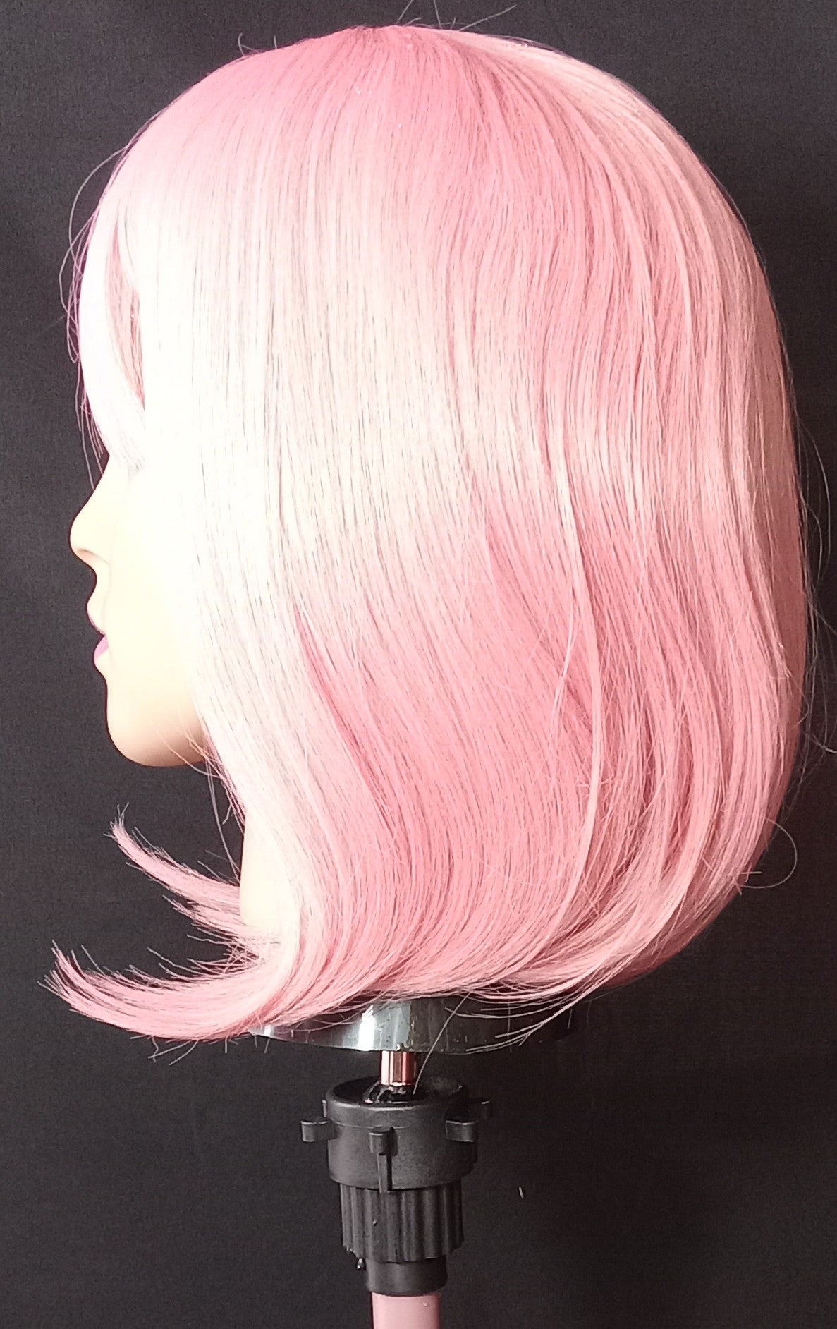 COCOMONEY WIG PINK BOB STRAIGHT SHOULDER LENGTH