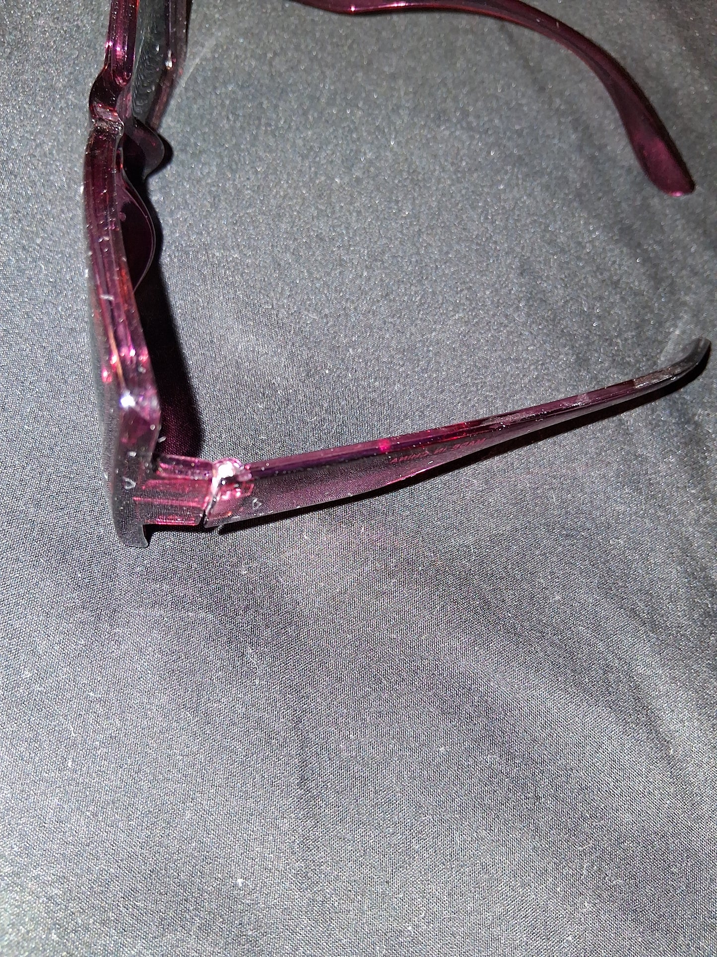 COCOMONEY GLASSES SUN GLASSES PLASTIC πΆ comes with free gifts π