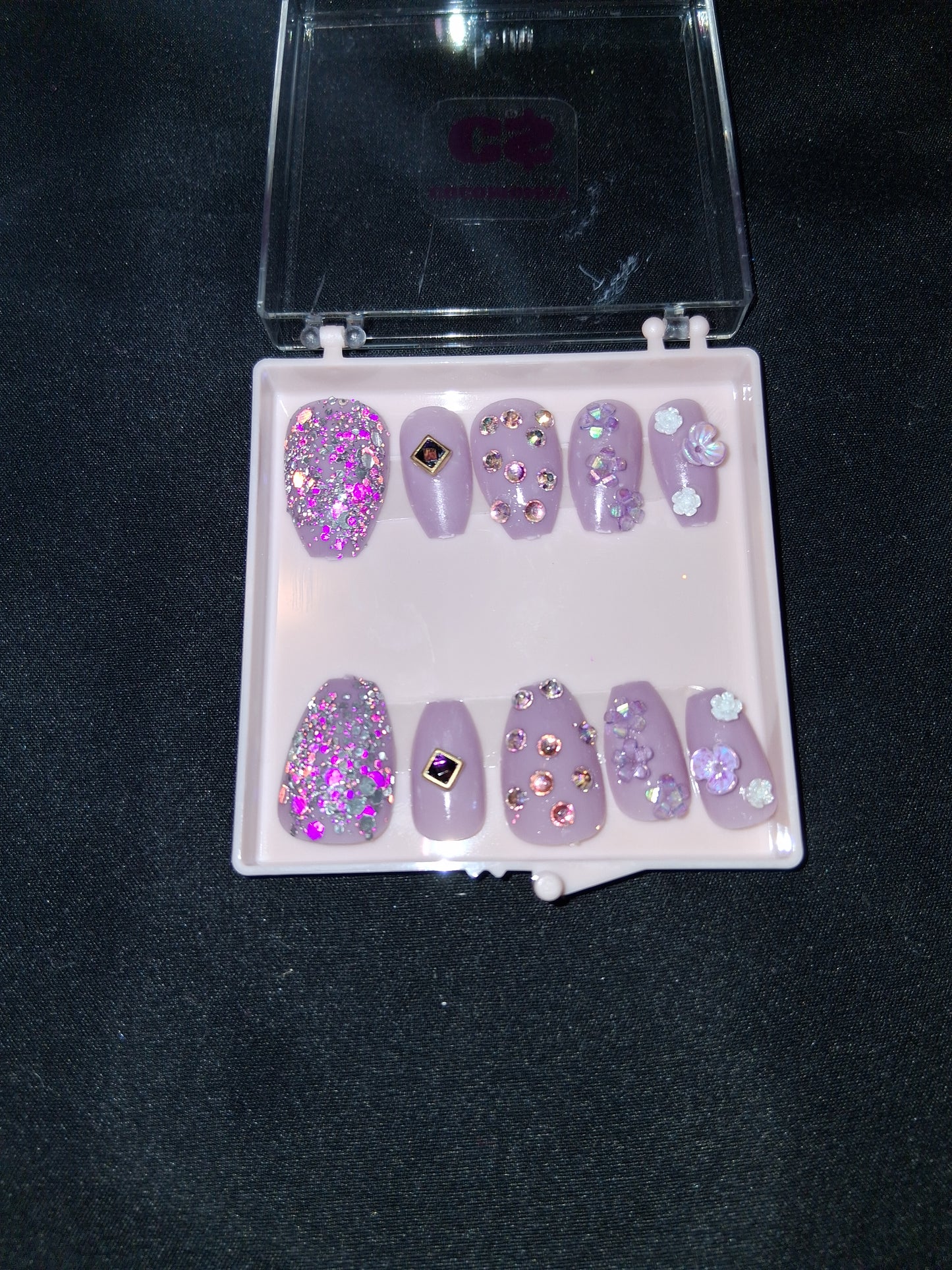 COCOMONEY NAILS CUSTOM 1 OF A KIND PIECES ACRYLIC COMES WITH FREE GIFTS