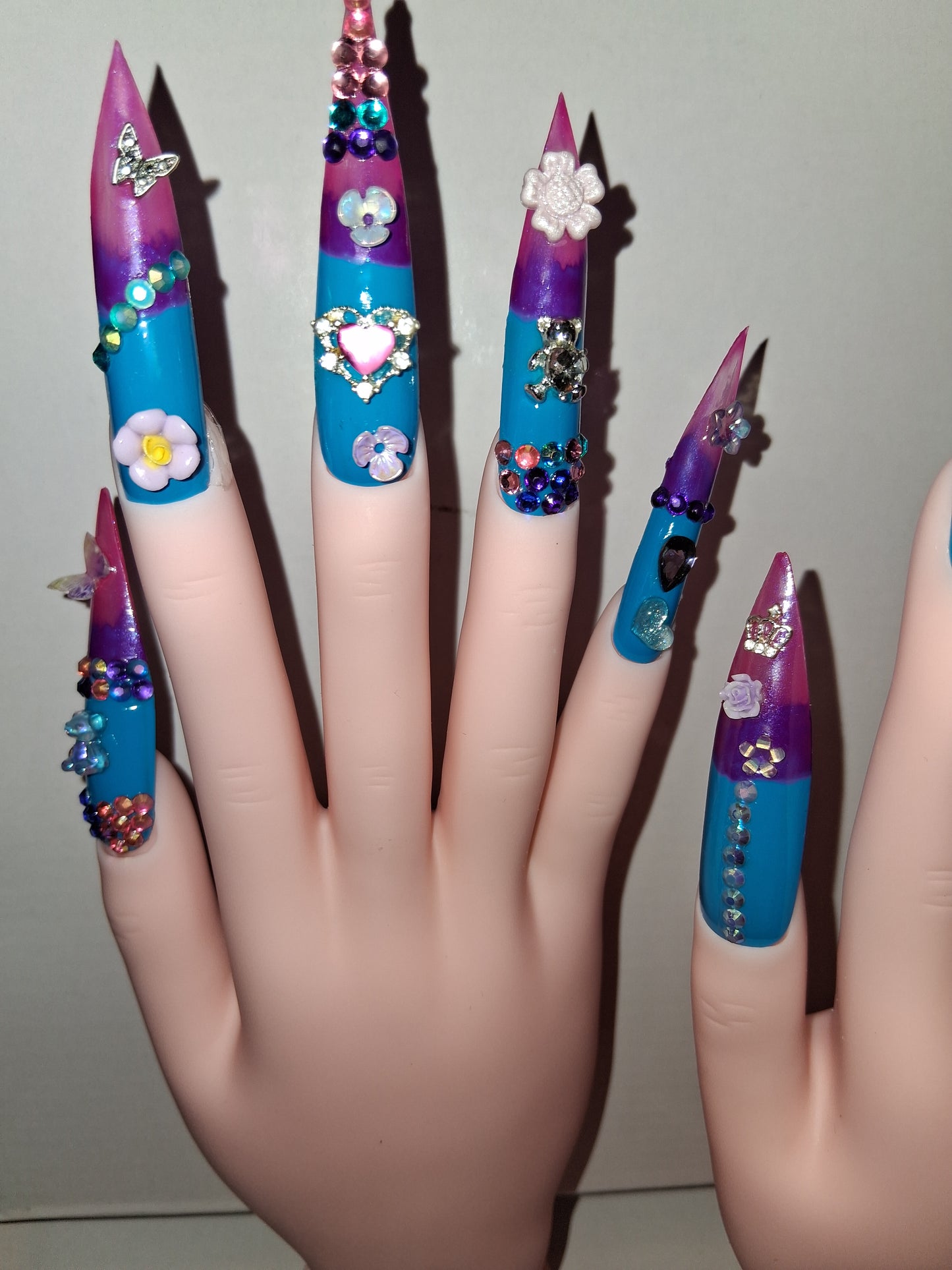 COCOMONEY NAILS CUSTOM 1 OF 1 GLUE ON PRESS ON COMES WITH FREE GIFTS #p73