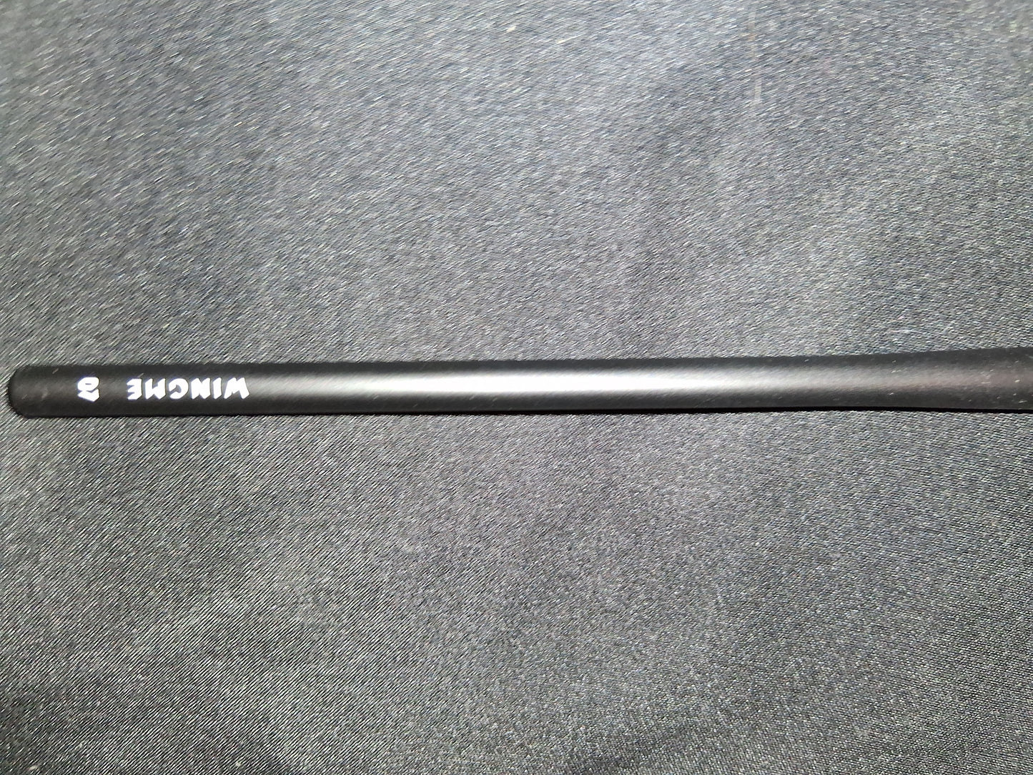 Wingme makeup brush with free gift blending