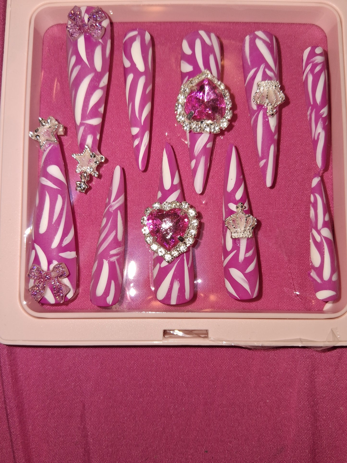 COCOMONEY NAILS CUSTOM 1 OF 1 GLUE ON PRESS ON COMES WITH FREE GIFTS #o45