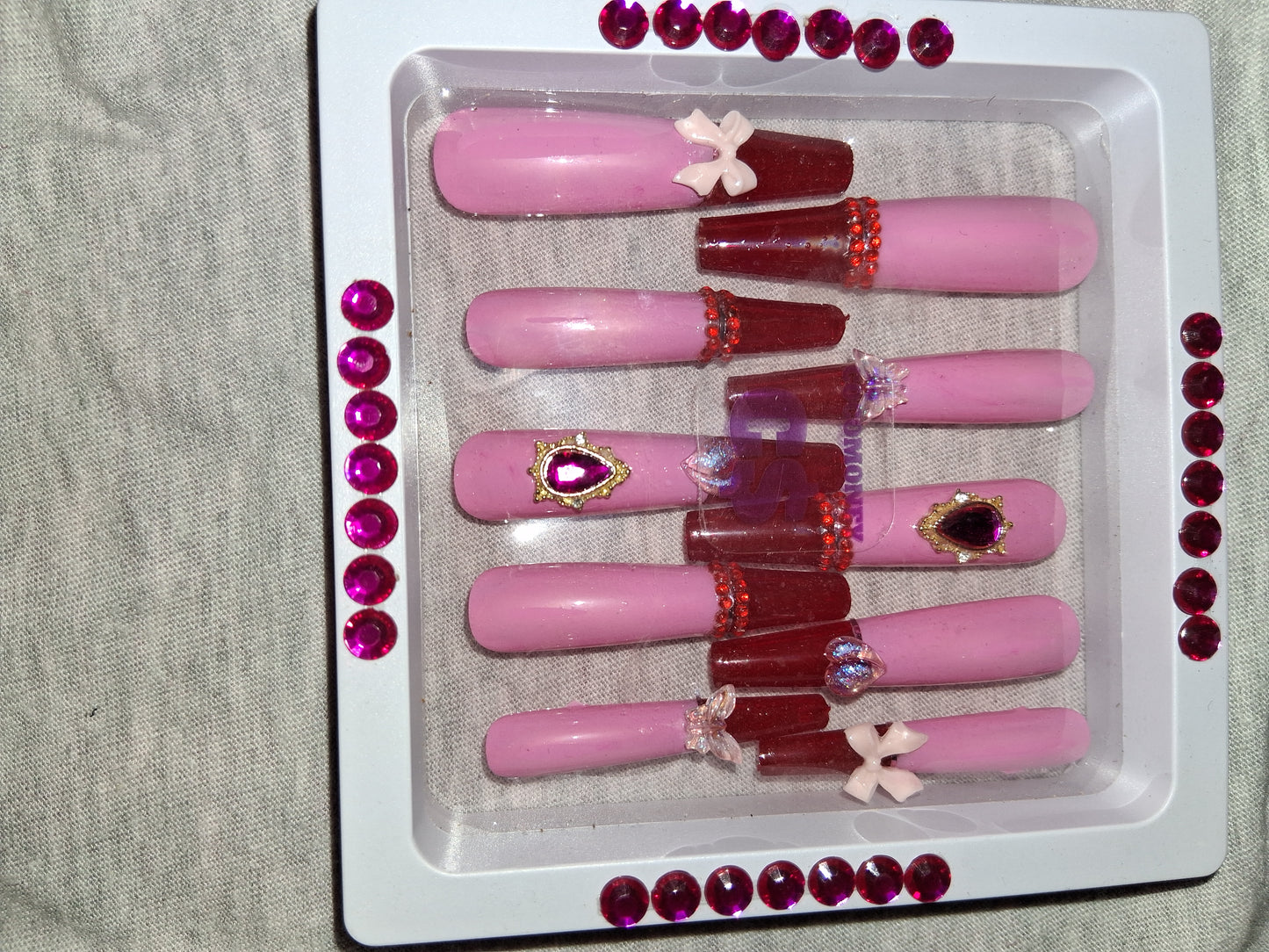 COCOMONEY NAILS CUSTOM 1 OF 1 GLUE ON PRESS ON COMES WITH FREE GIFTS #p30