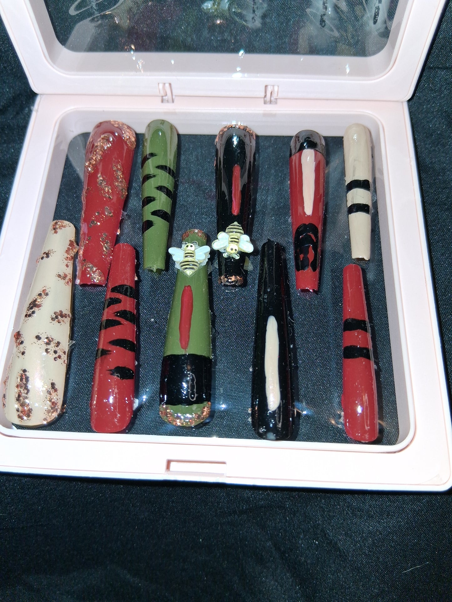 COCOMONEY NAILS CUSTOM 1 OF 1 GLUE ON PRESS ON COMES WITH FREE GIFTS #o50