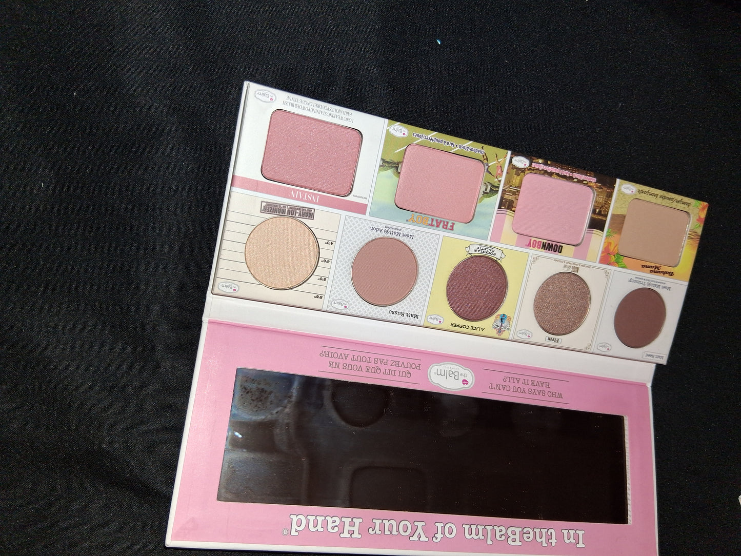 Eyeshadow pallet