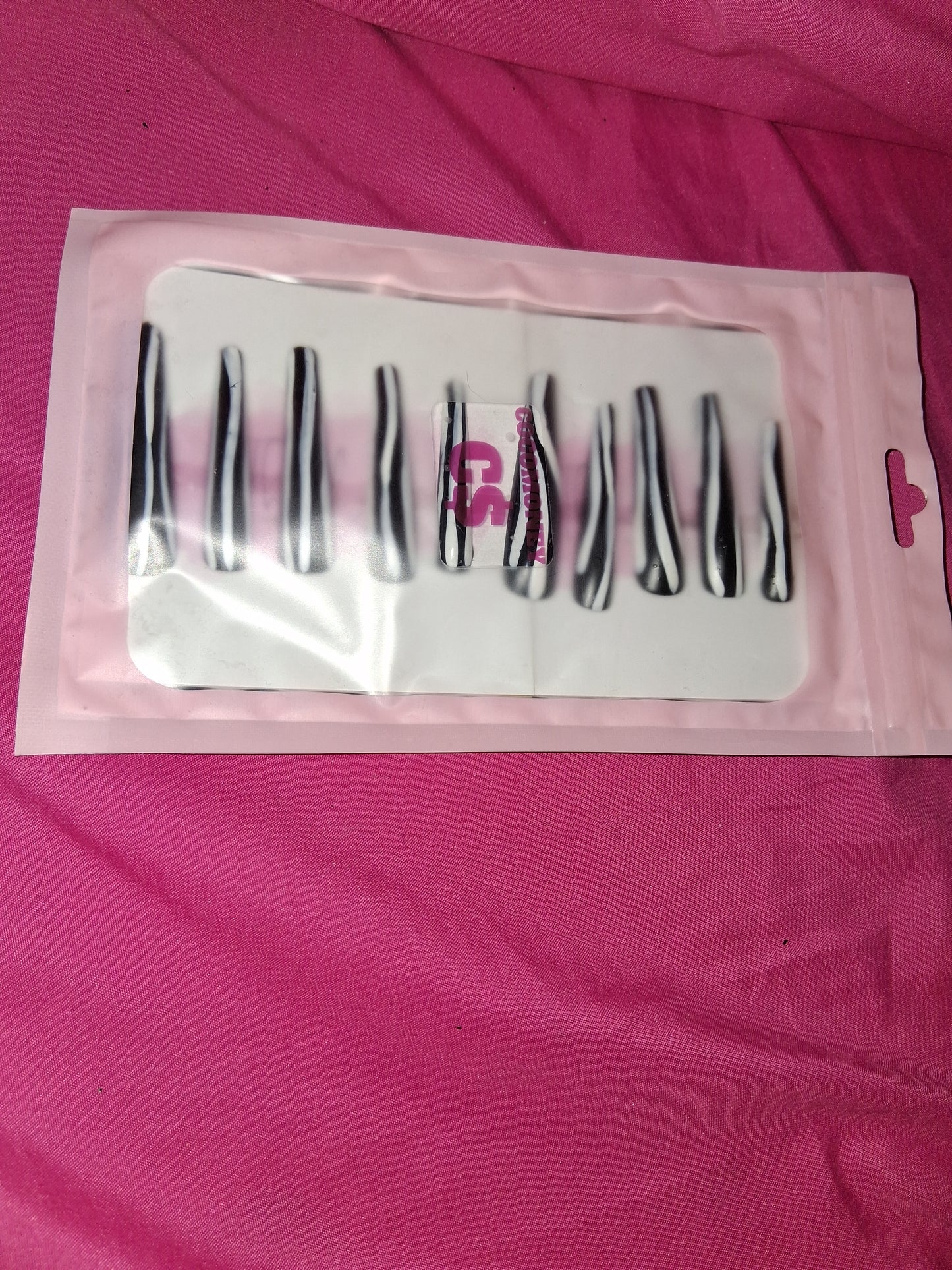COCOMONEY NAILS CUSTOM 1 OF 1 GLUE ON PRESS ON COMES WITH FREE GIFTS #g11