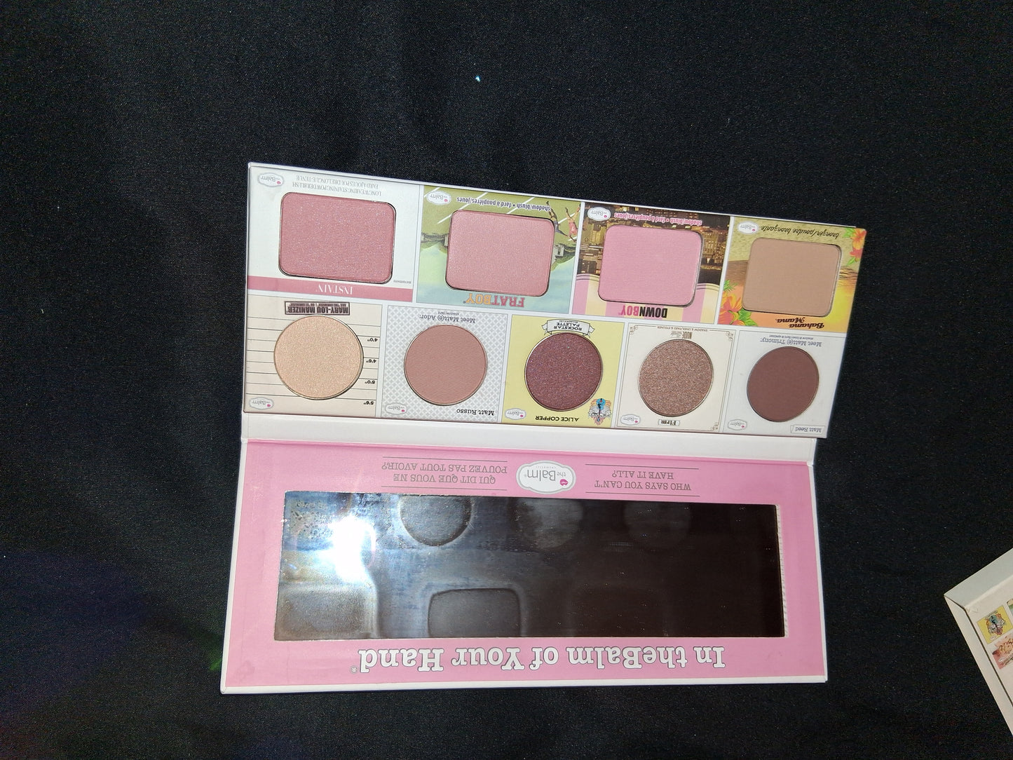 Eyeshadow pallet