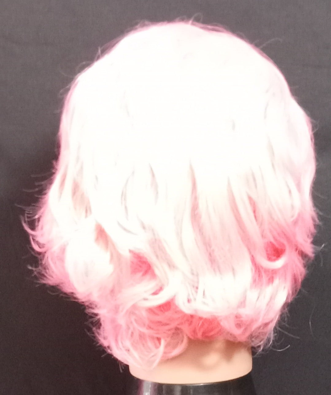 COCOMONEY WIG PINK SHORT WAVY BOB SYNTHETIC