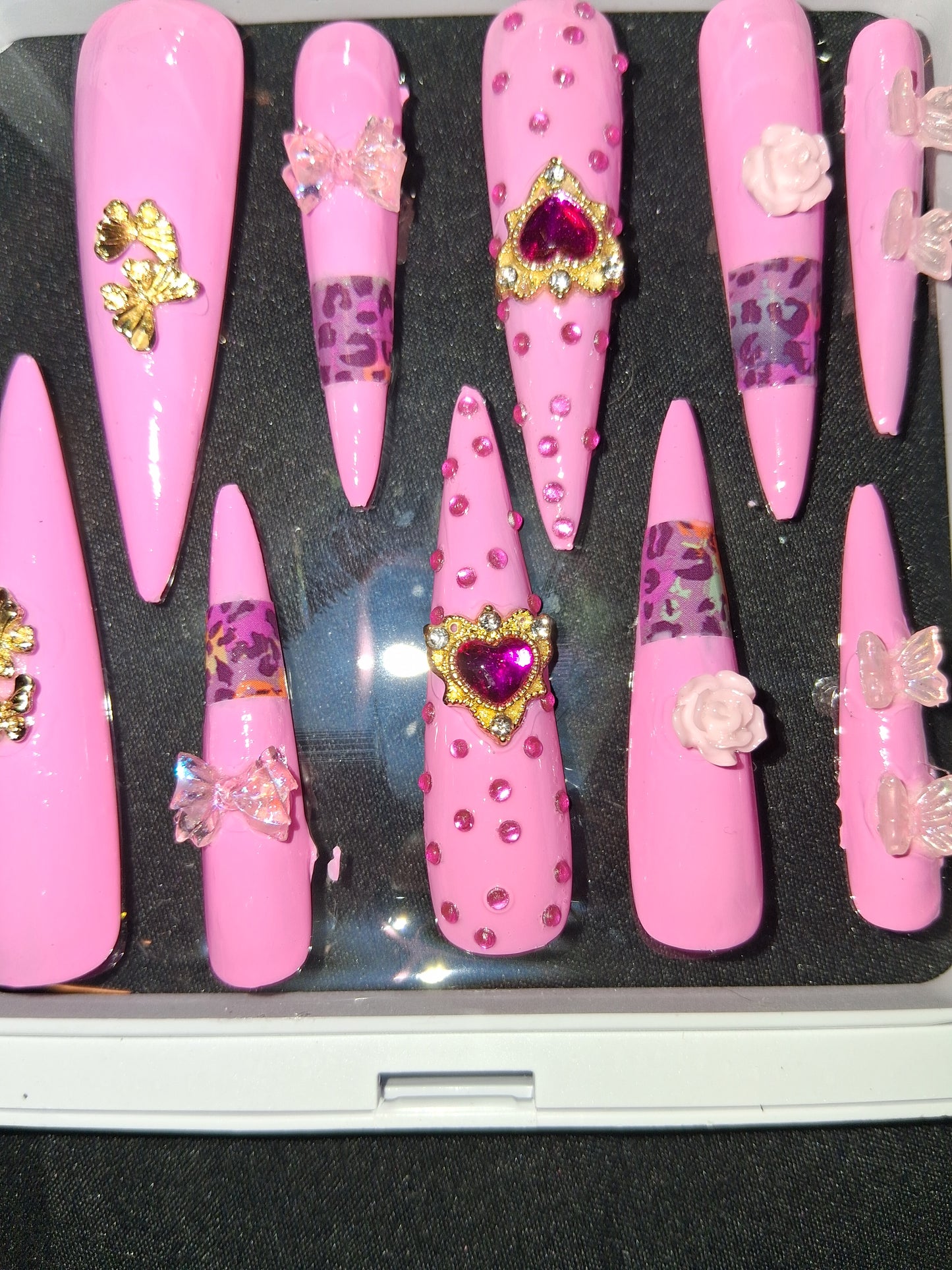 COCOMONEY NAILS CUSTOM 1 OF 1 GLUE ON PRESS ON COMES WITH FREE GIFTS #p65