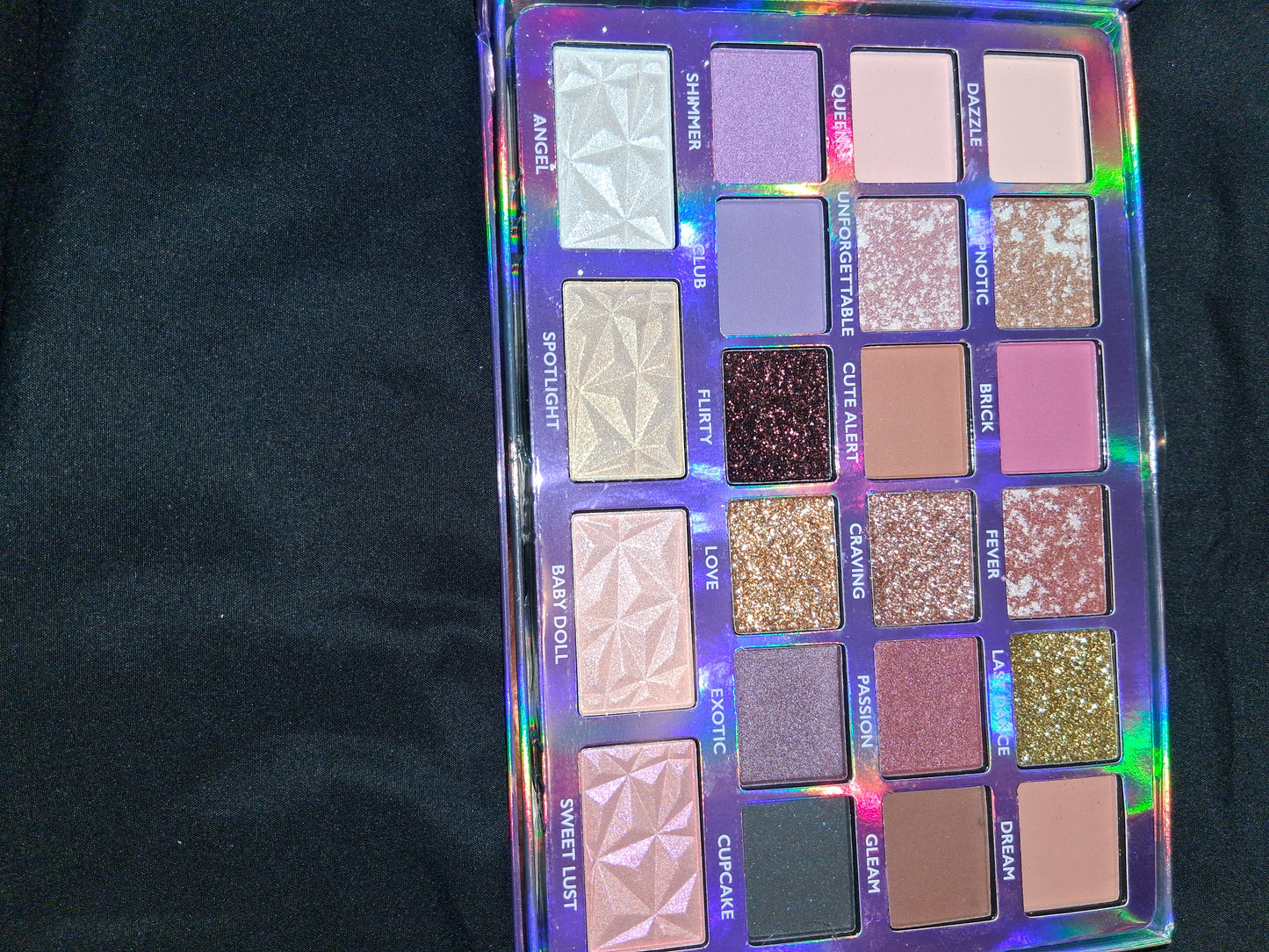 Eyeshadow pallet