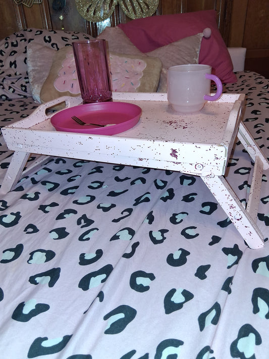 Pink food tray with glitter custom paint color wood with leg lock
