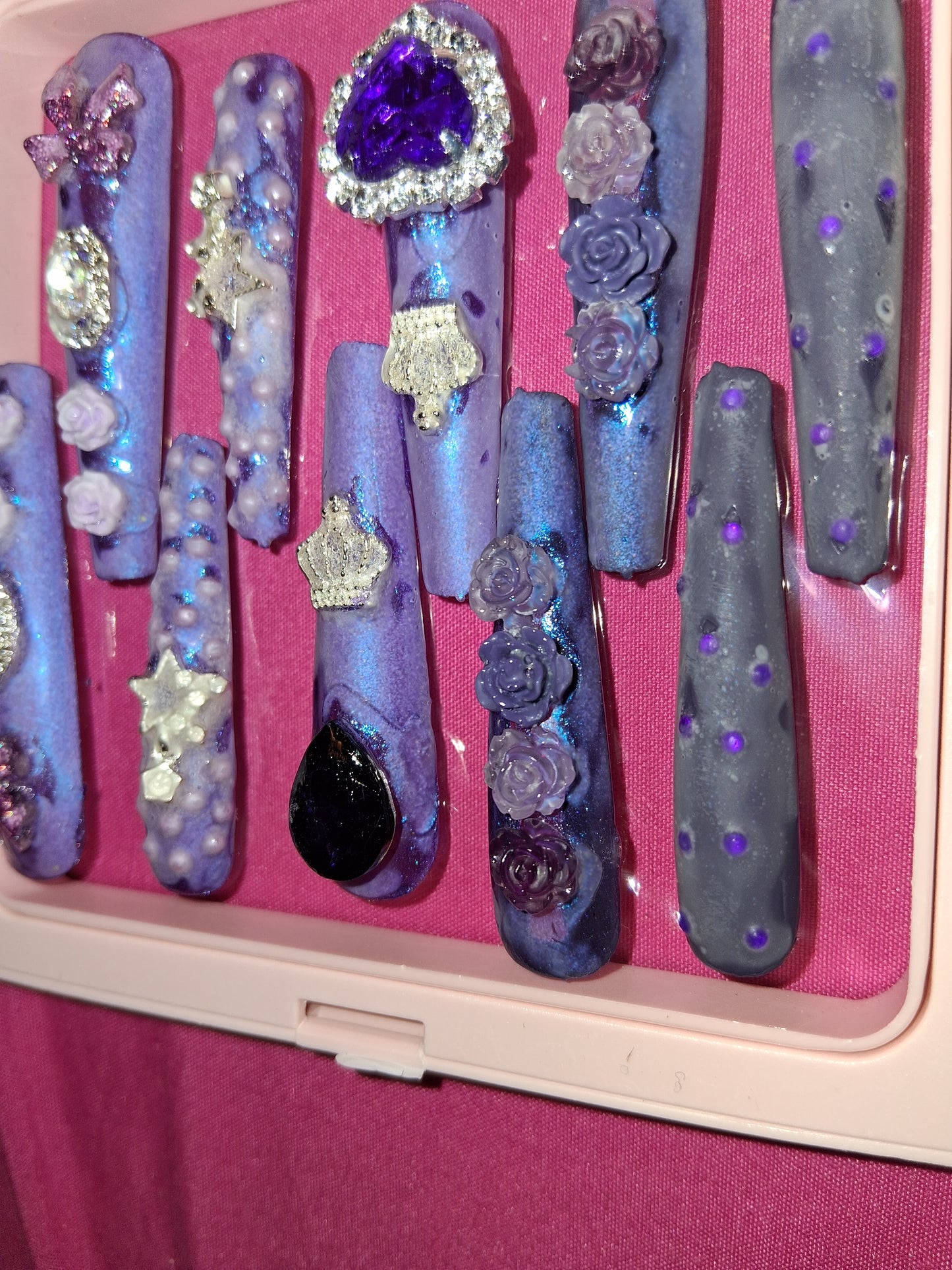COCOMONEY NAILS CUSTOM 1 OF 1 GLUE ON PRESS ON COMES WITH FREE GIFTS #o17