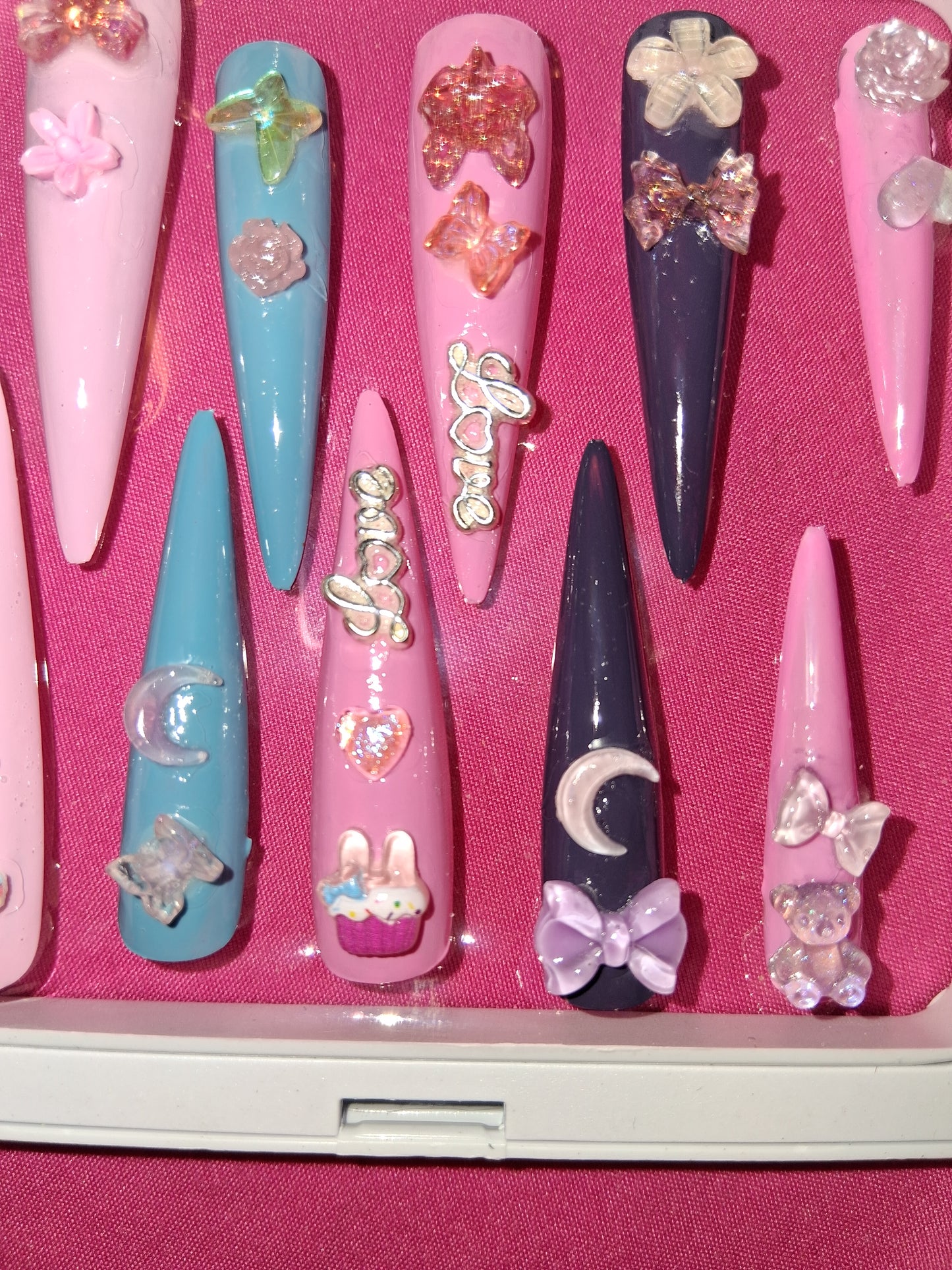 COCOMONEY NAILS CUSTOM 1 OF 1 GLUE ON PRESS ON COMES WITH FREE GIFTS #p56