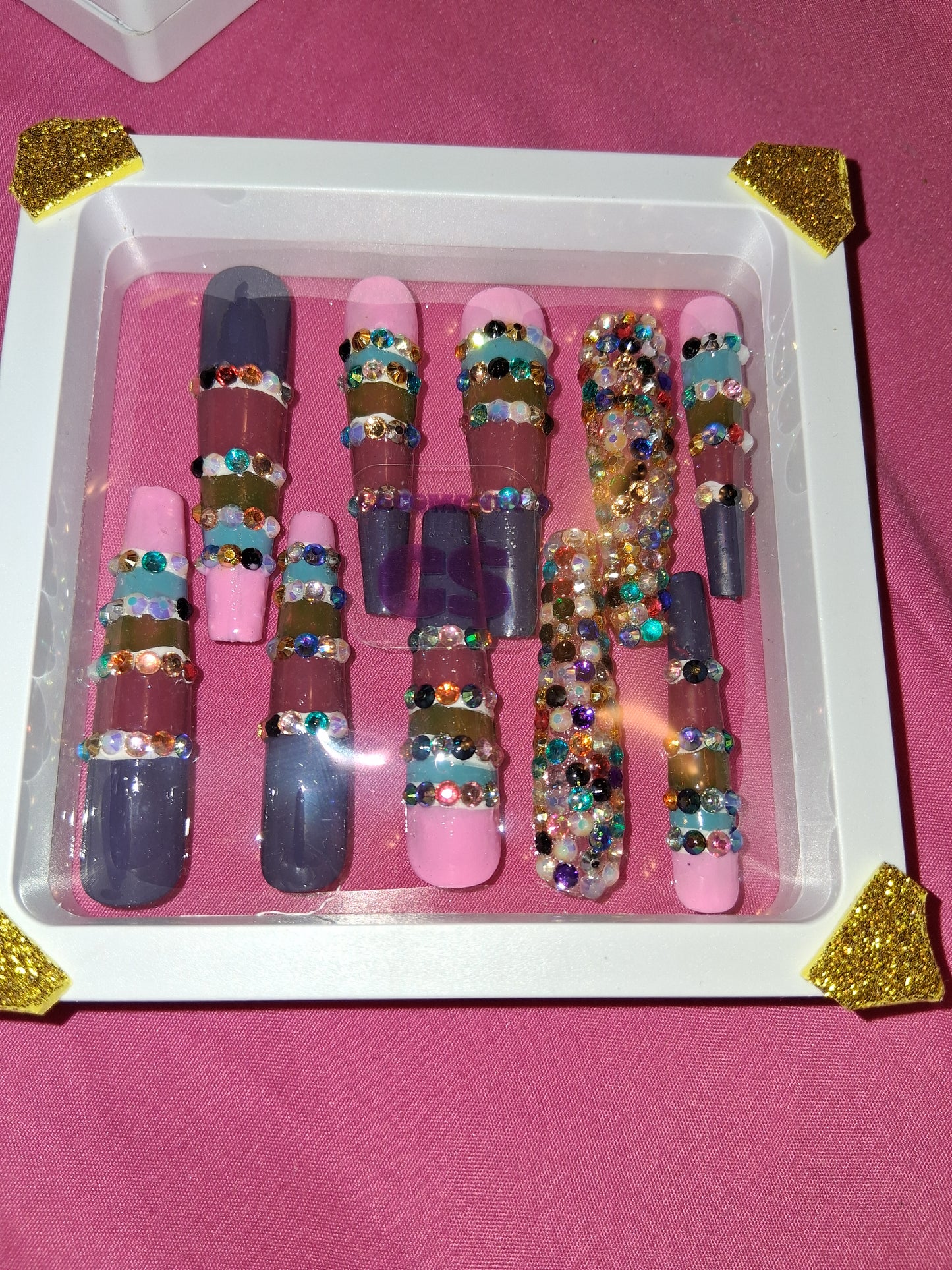 COCOMONEY NAILS CUSTOM 1 OF 1 GLUE ON PRESS ON COMES WITH FREE GIFTS #p4