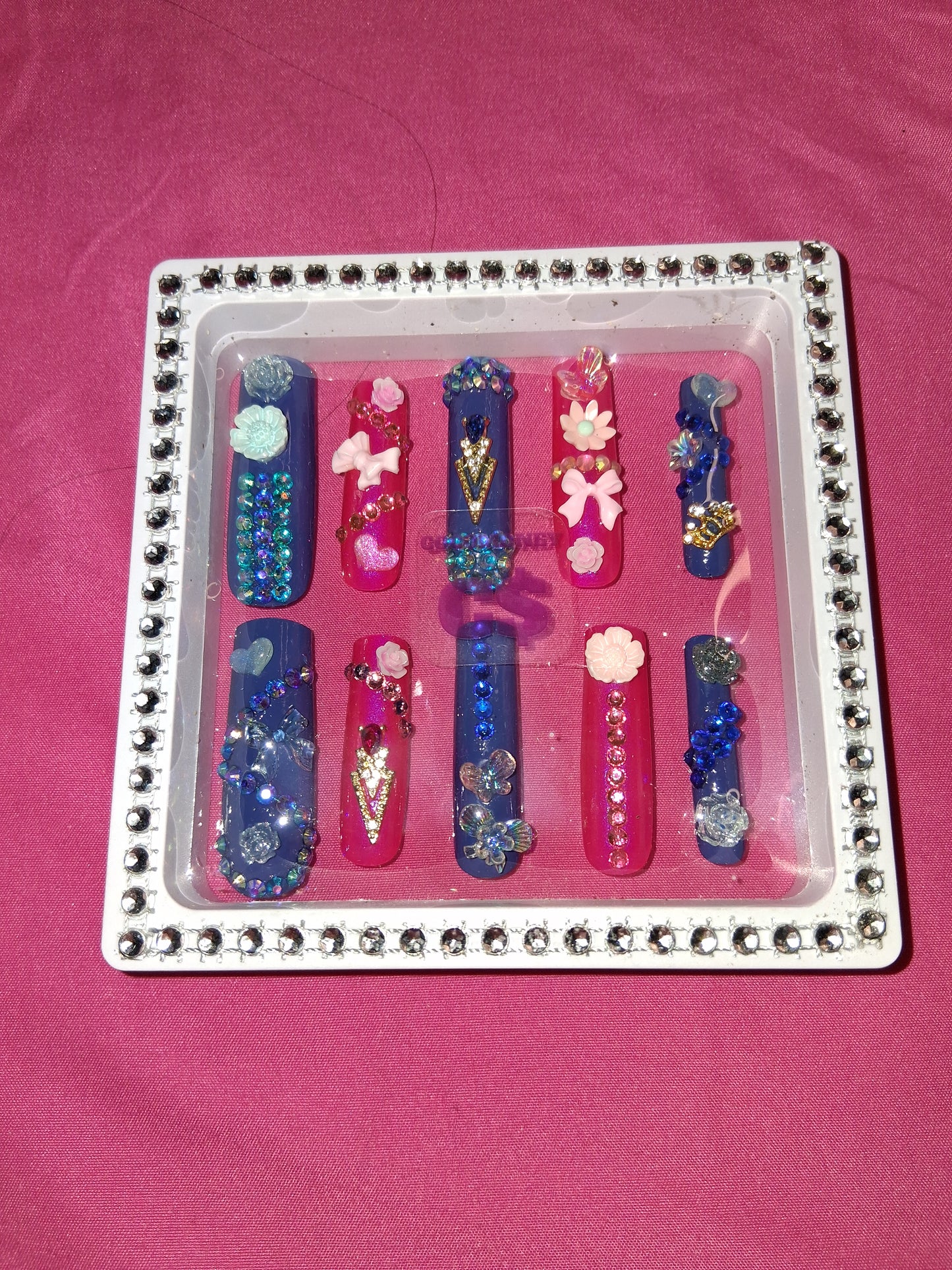 COCOMONEY NAILS CUSTOM 1 OF 1 GLUE ON PRESS ON COMES WITH FREE GIFTS #o16