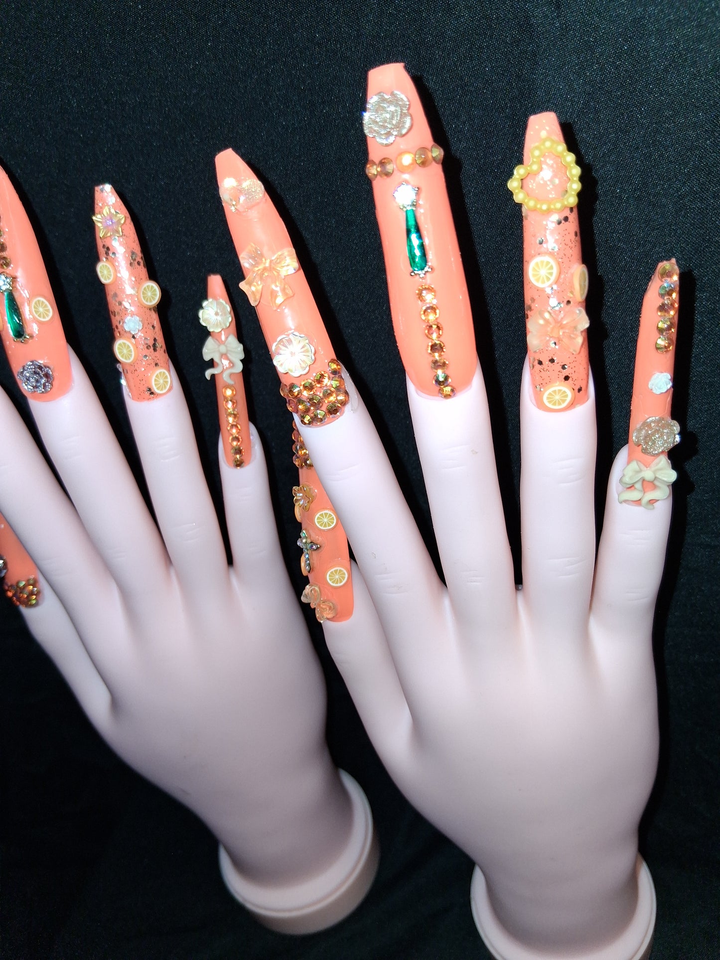 COCOMONEY NAILS CUSTOM 1 OF 1 GLUE ON PRESS ON COMES WITH FREE GIFTS #o60