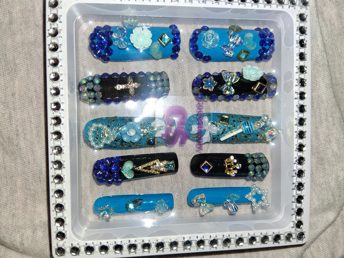 COCOMONEY NAILS CUSTOM 1 OF 1 GLUE ON PRESS ON COMES WITH FREE GIFTS #p13