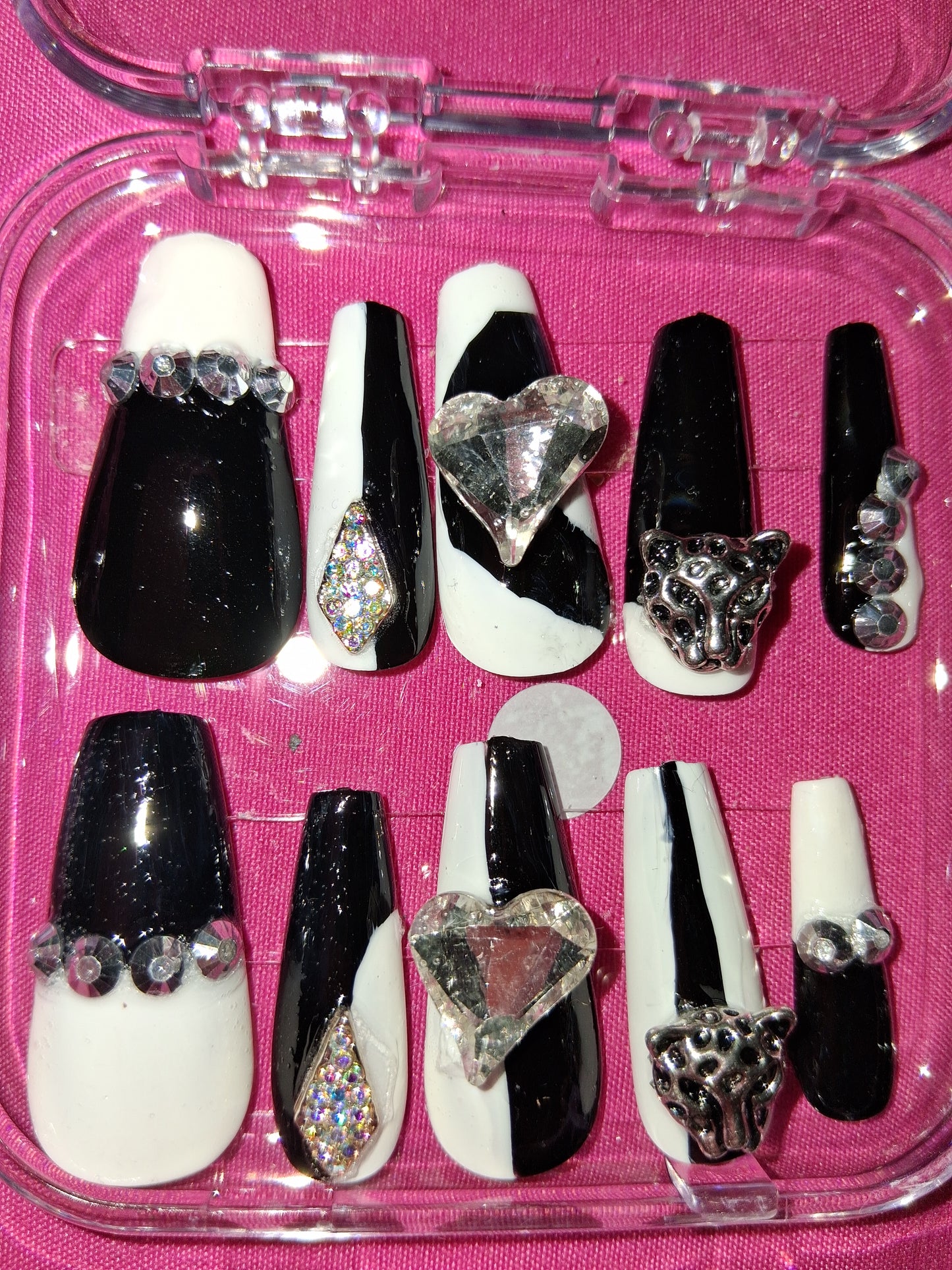 COCOMONEY NAILS CUSTOM 1 OF 1 GLUE ON PRESS ON COMES WITH FREE GIFTS #b100