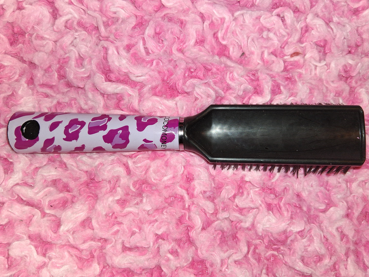 COCOMONEY HAIR BRUSH FULL SIZE PLASTIC with free gift