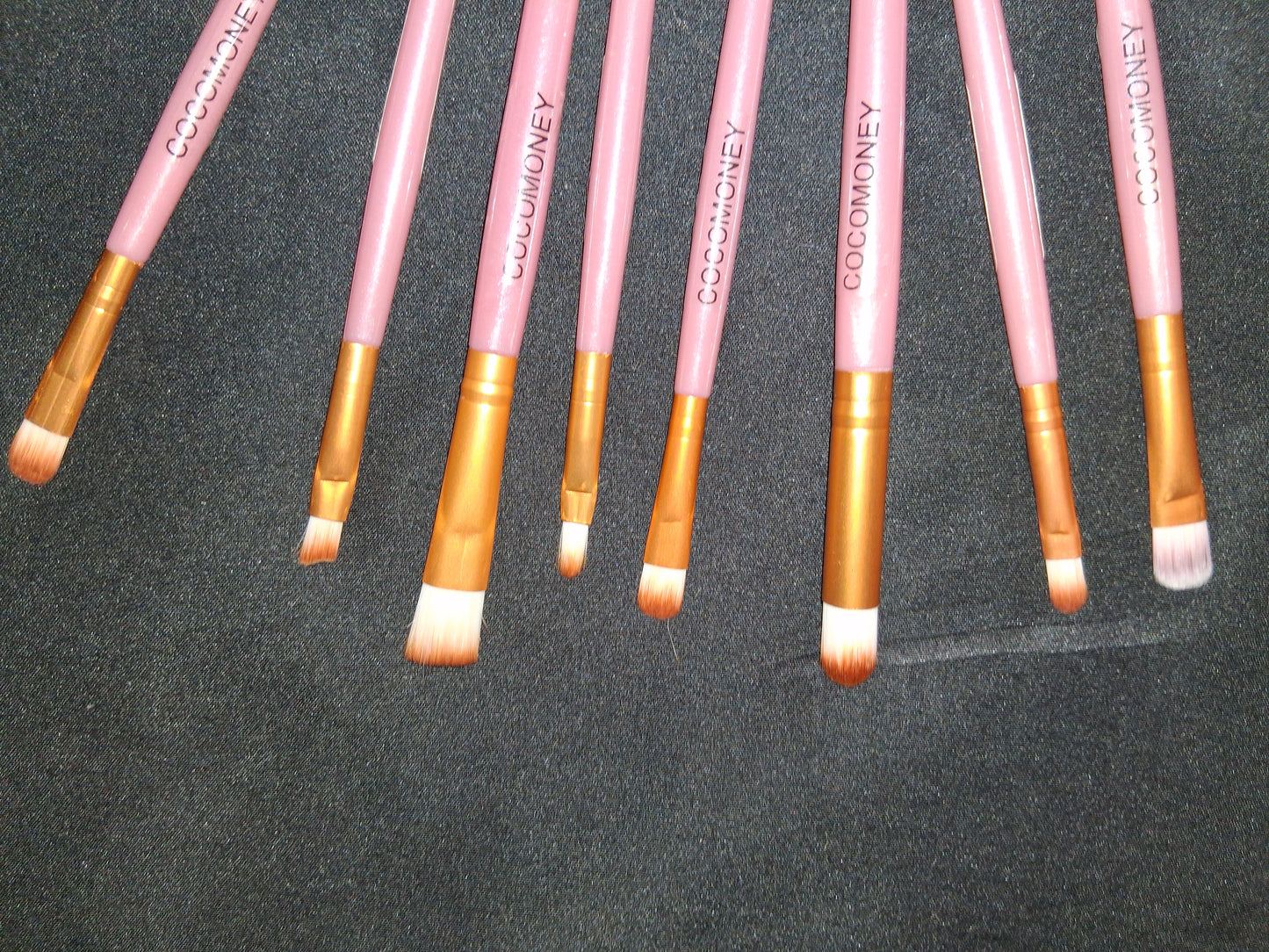 COCOMONEY MAKEUP BRUSH SET 8PC pink with free gift 🎁