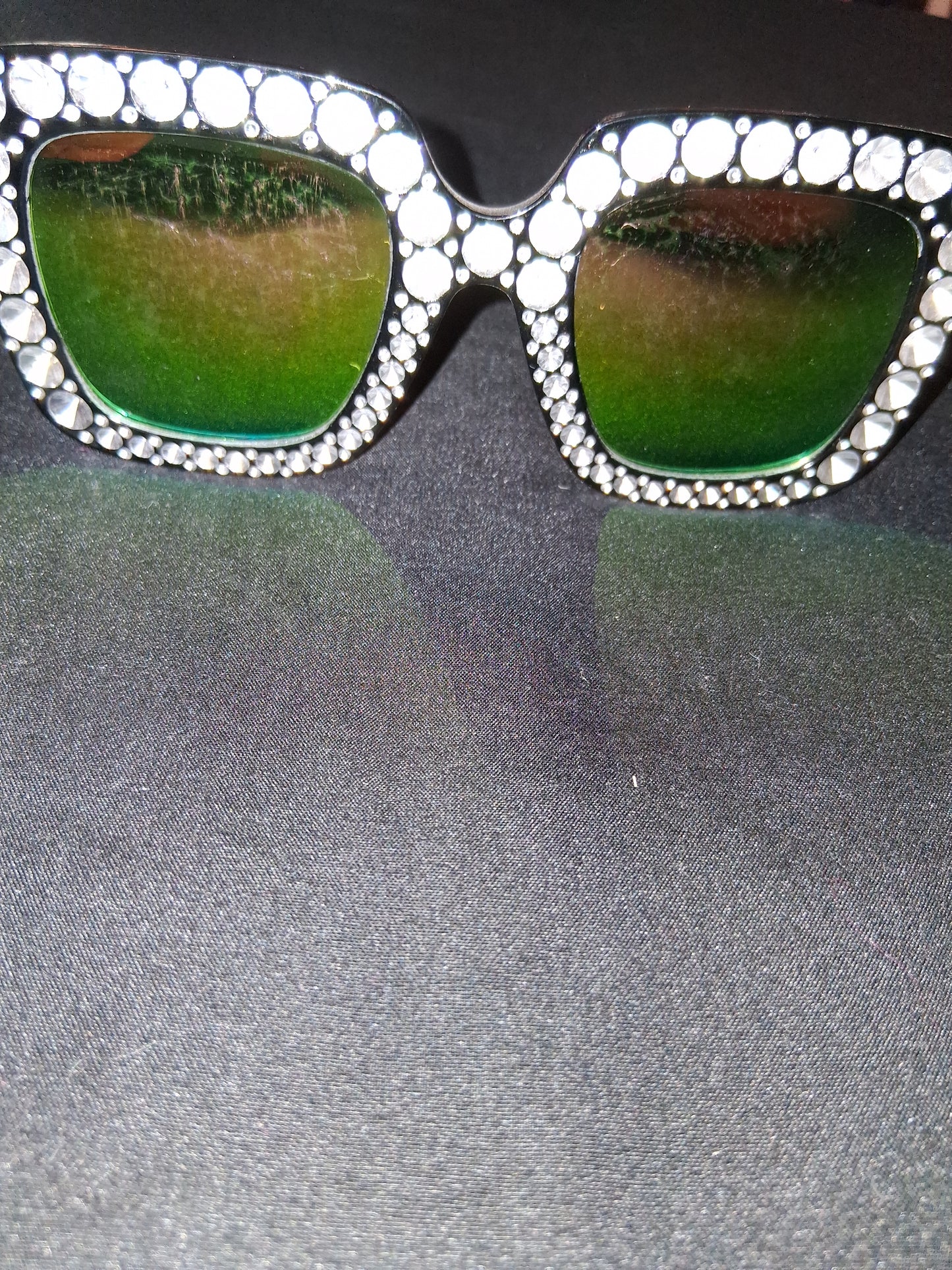 COCOMONEY GLASSES SUN GLASSES PLASTIC πΆ comes with free gifts π