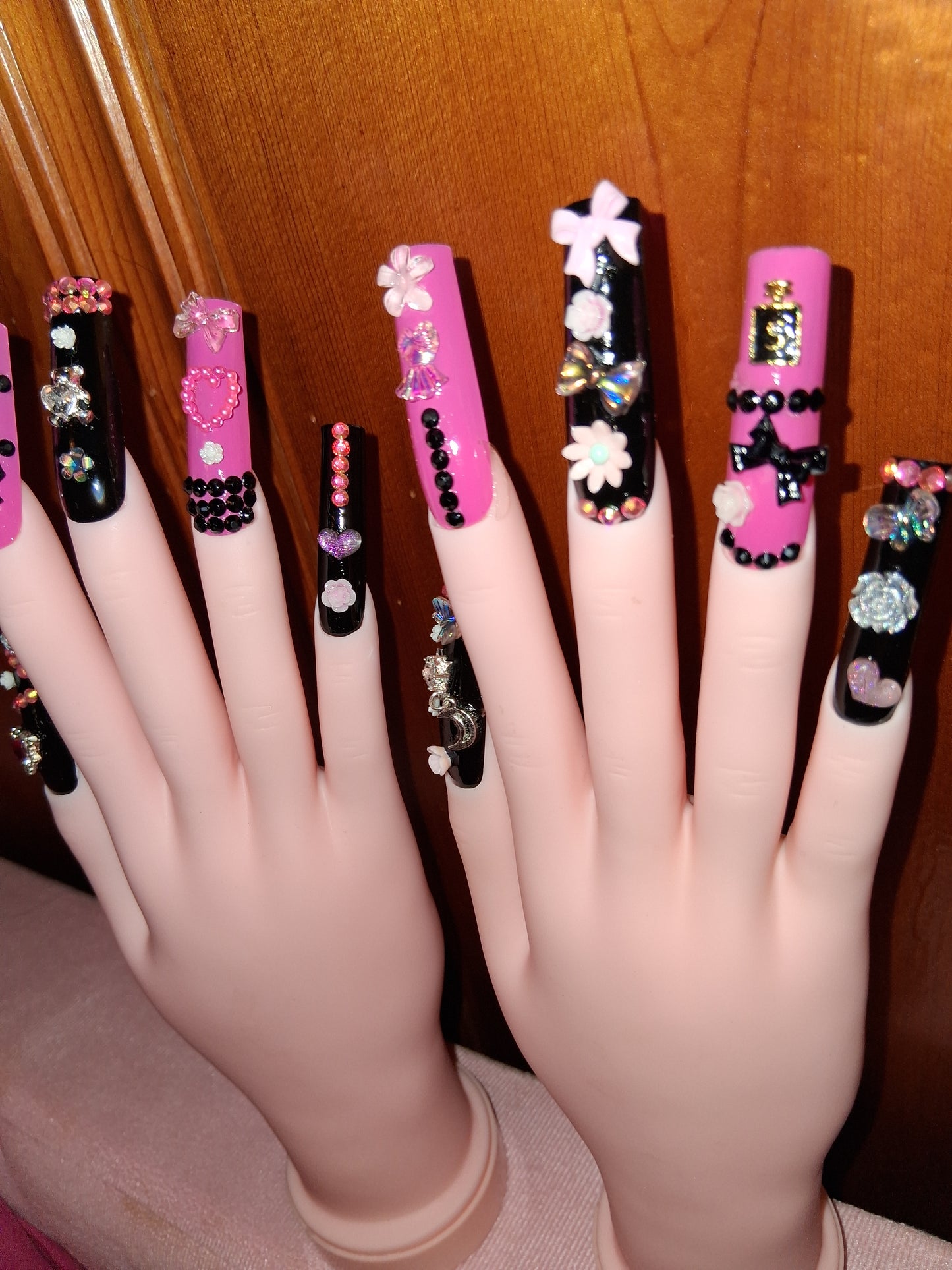 COCOMONEY NAILS CUSTOM 1 OF 1 GLUE ON PRESS ON COMES WITH FREE GIFTS #o67