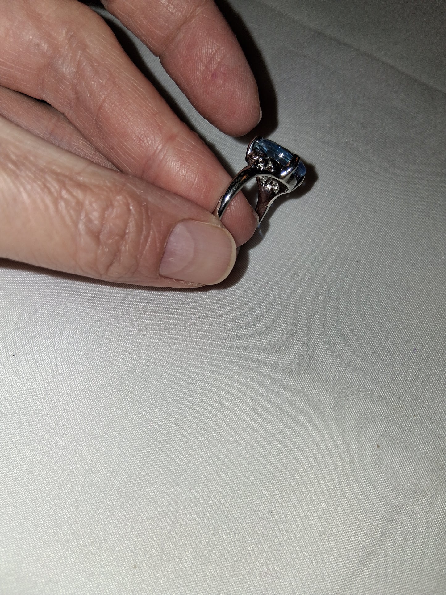 Blue costume ring silver plated