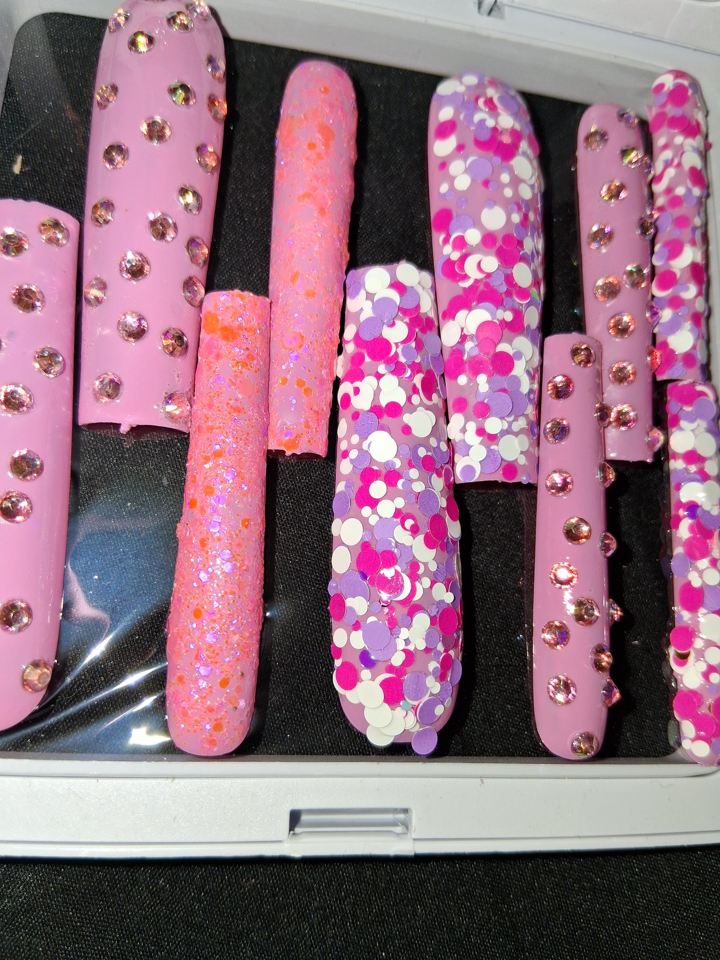 COCOMONEY NAILS CUSTOM 1 OF 1 GLUE ON PRESS ON COMES WITH FREE GIFTS #p68