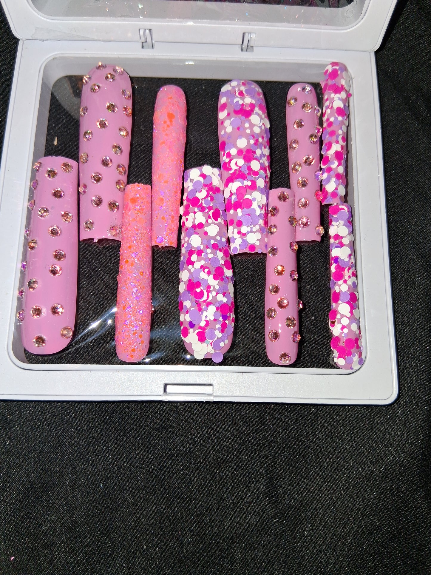 COCOMONEY NAILS CUSTOM 1 OF 1 GLUE ON PRESS ON COMES WITH FREE GIFTS #p68