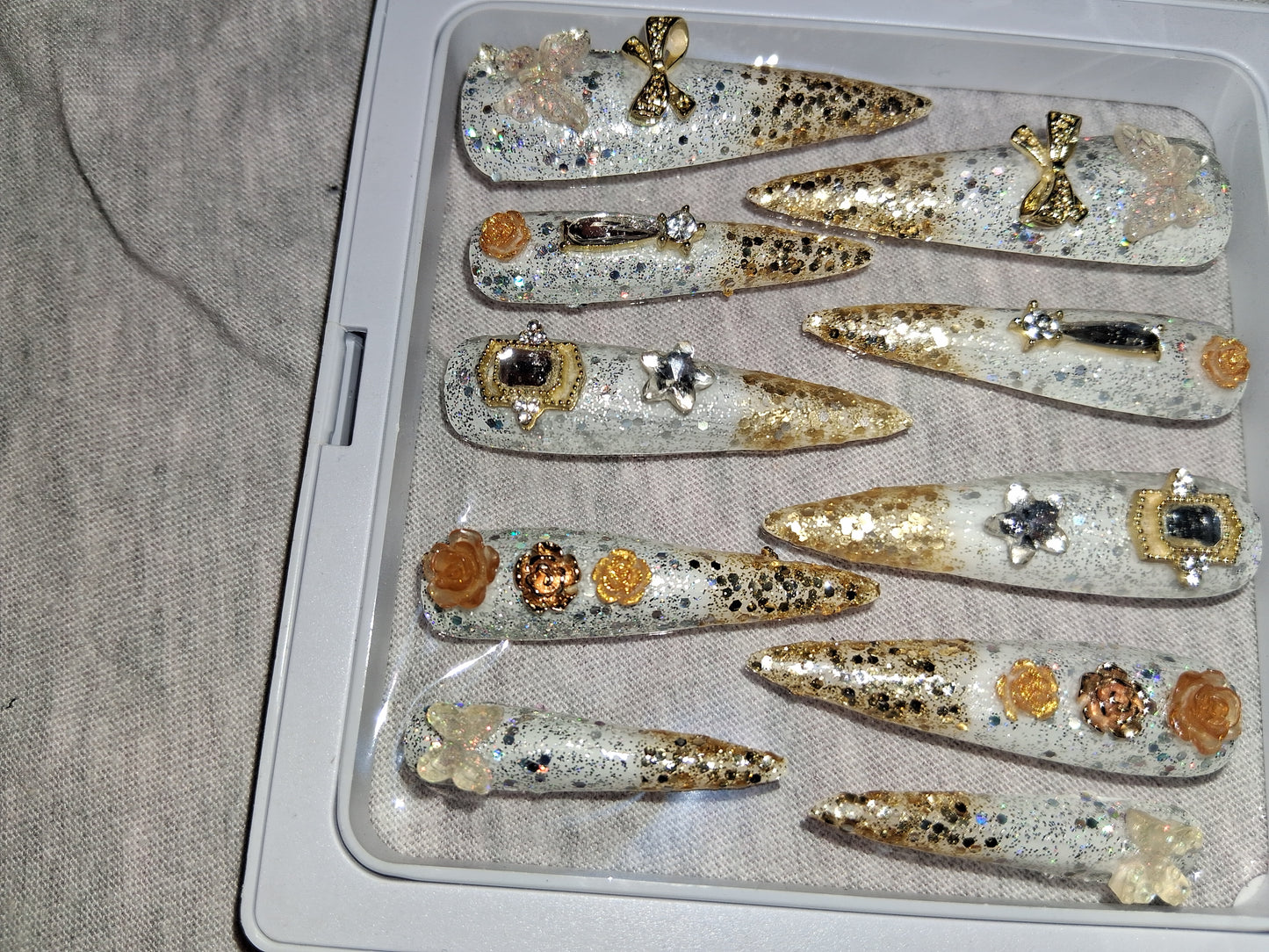 COCOMONEY NAILS CUSTOM 1 OF 1 GLUE ON PRESS ON COMES WITH FREE GIFTS #p37