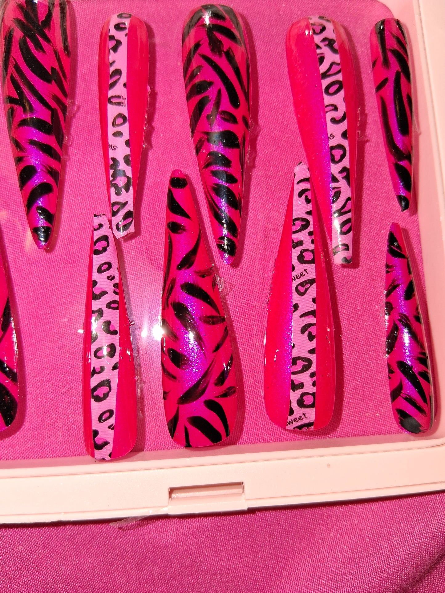 COCOMONEY NAILS CUSTOM 1 OF 1 GLUE ON PRESS ON COMES WITH FREE GIFTS #p50