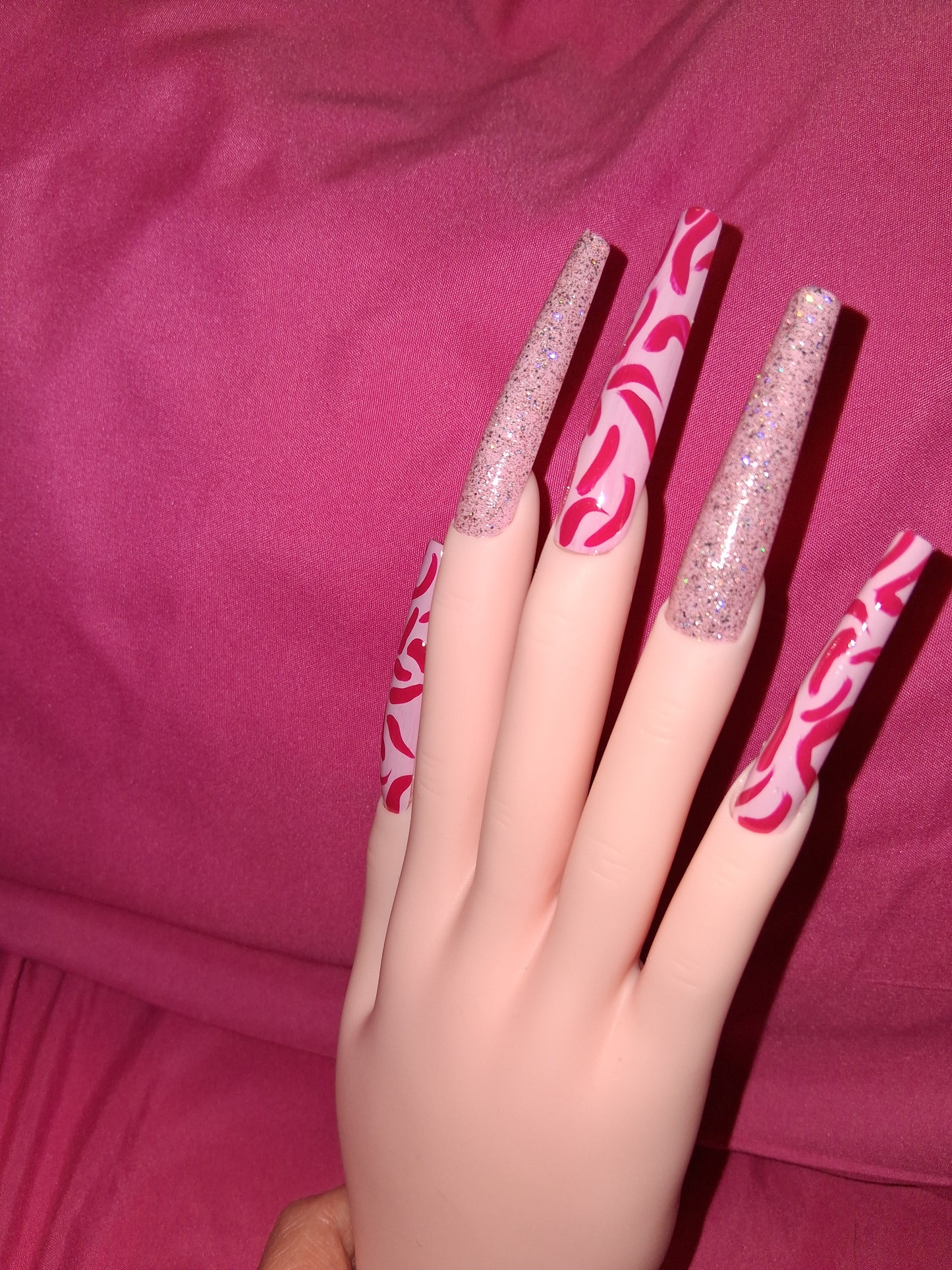 COCOMONEY NAILS CUSTOM 1 OF 1 GLUE ON PRESS ON COMES WITH FREE GIFTS #o97