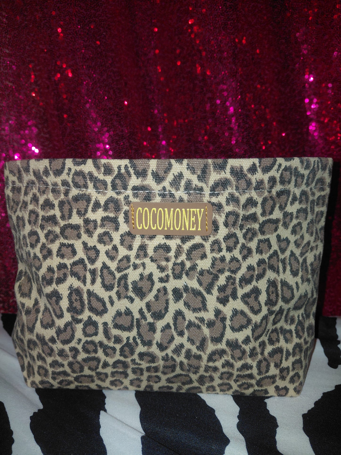 COCOMONEY MAKEUP OR ACCESSORY LEOPARD BAG 10.5L×7H×3W INCHES