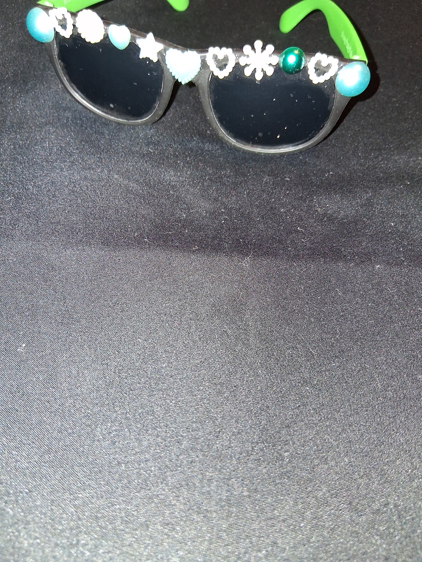 COCOMONEY GLASSES 1 OF A KIND CUSTOM SUN GLASSES PLASTIC πΆ comes with free gifts π